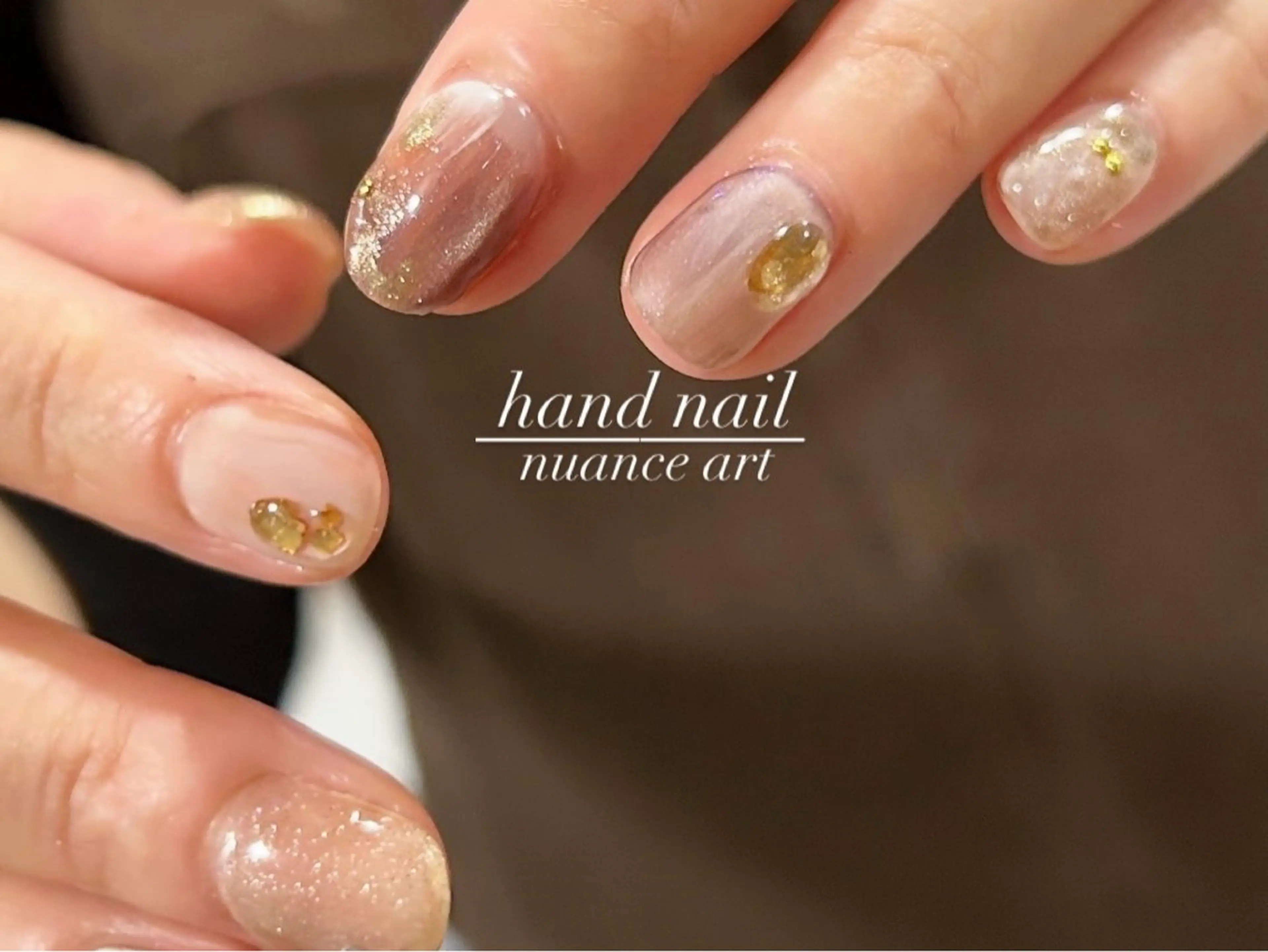 Hand:お任せニュアンス　 【大人の個性が輝く☘️】トレンドを取り入れた当店オリジナルデザイン！個性を出したい方に💎の写真