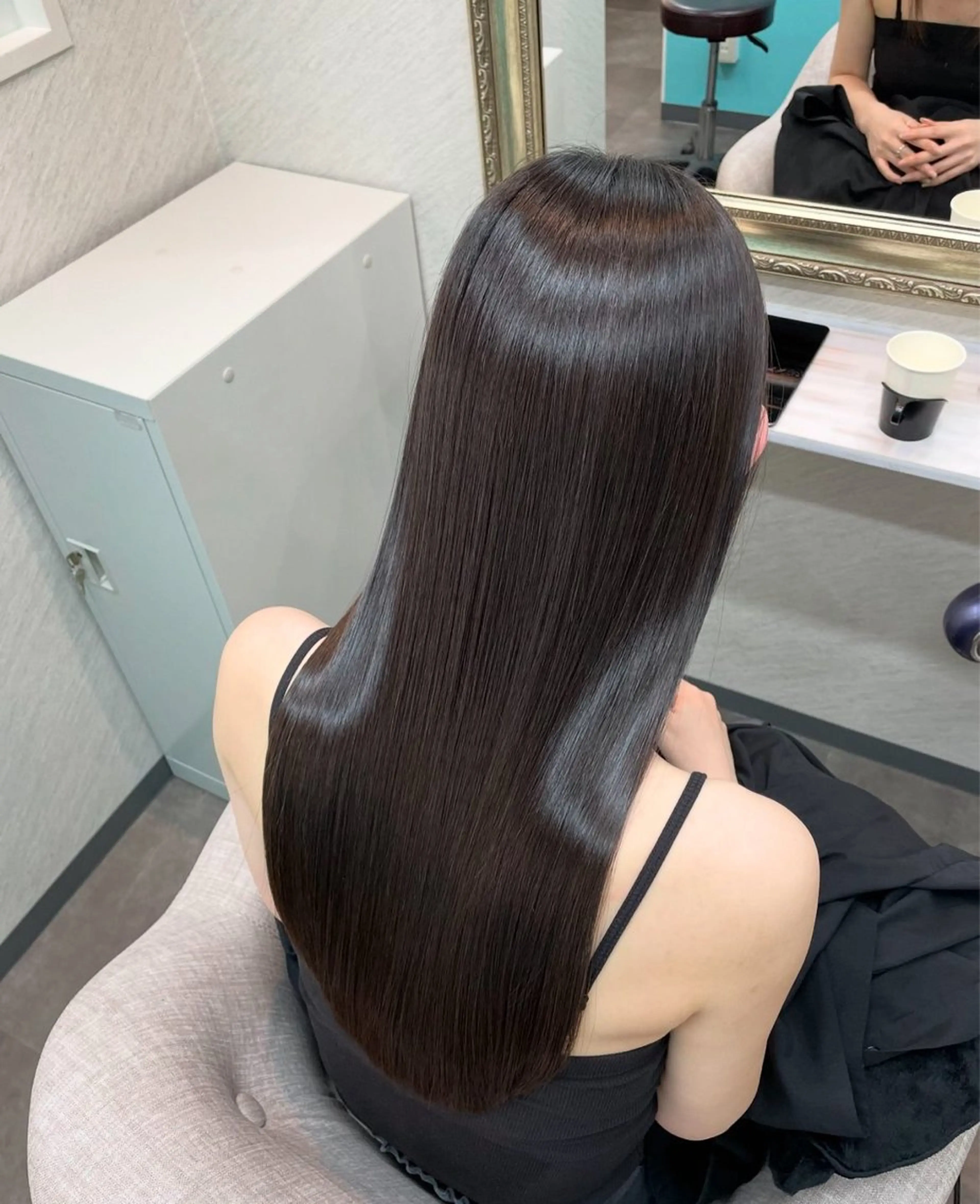 ロング 縮毛矯正　髪質改善 美髪LABOのヘアスタイル