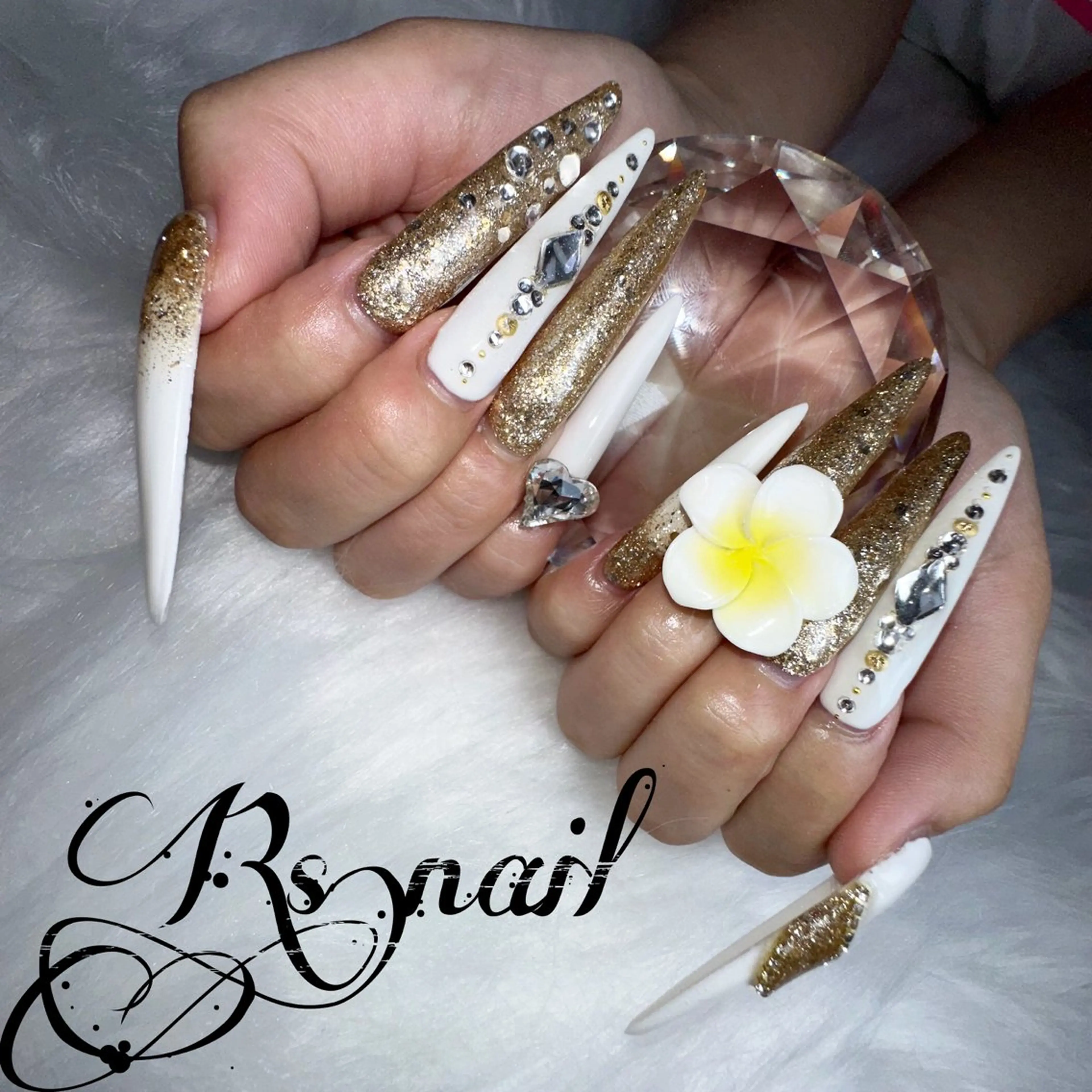 ネイル 加藤 麗華のネイルデザイン