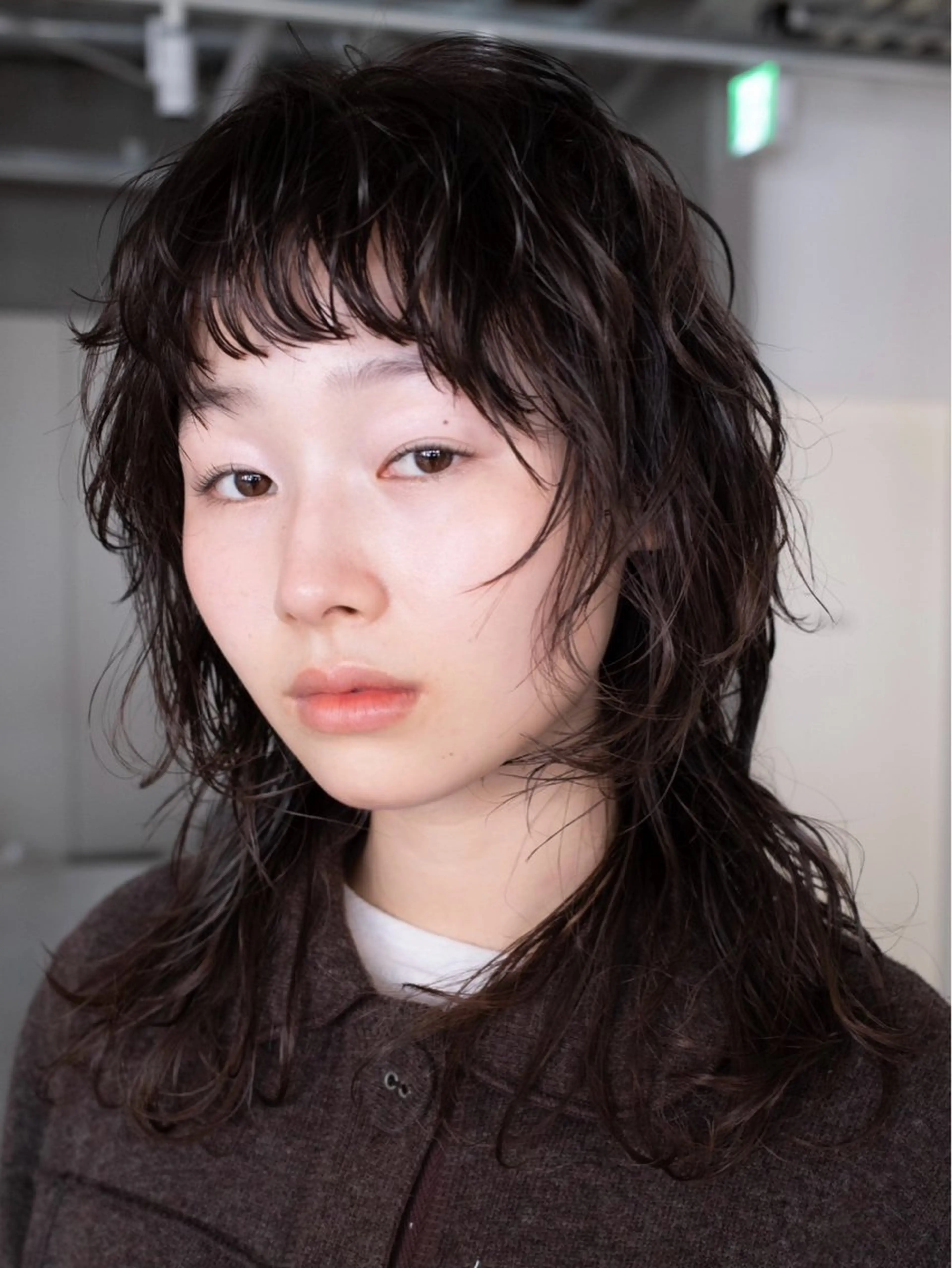 セミロング レディース／メンズ パーマ特化／内山遥斗のヘアスタイル