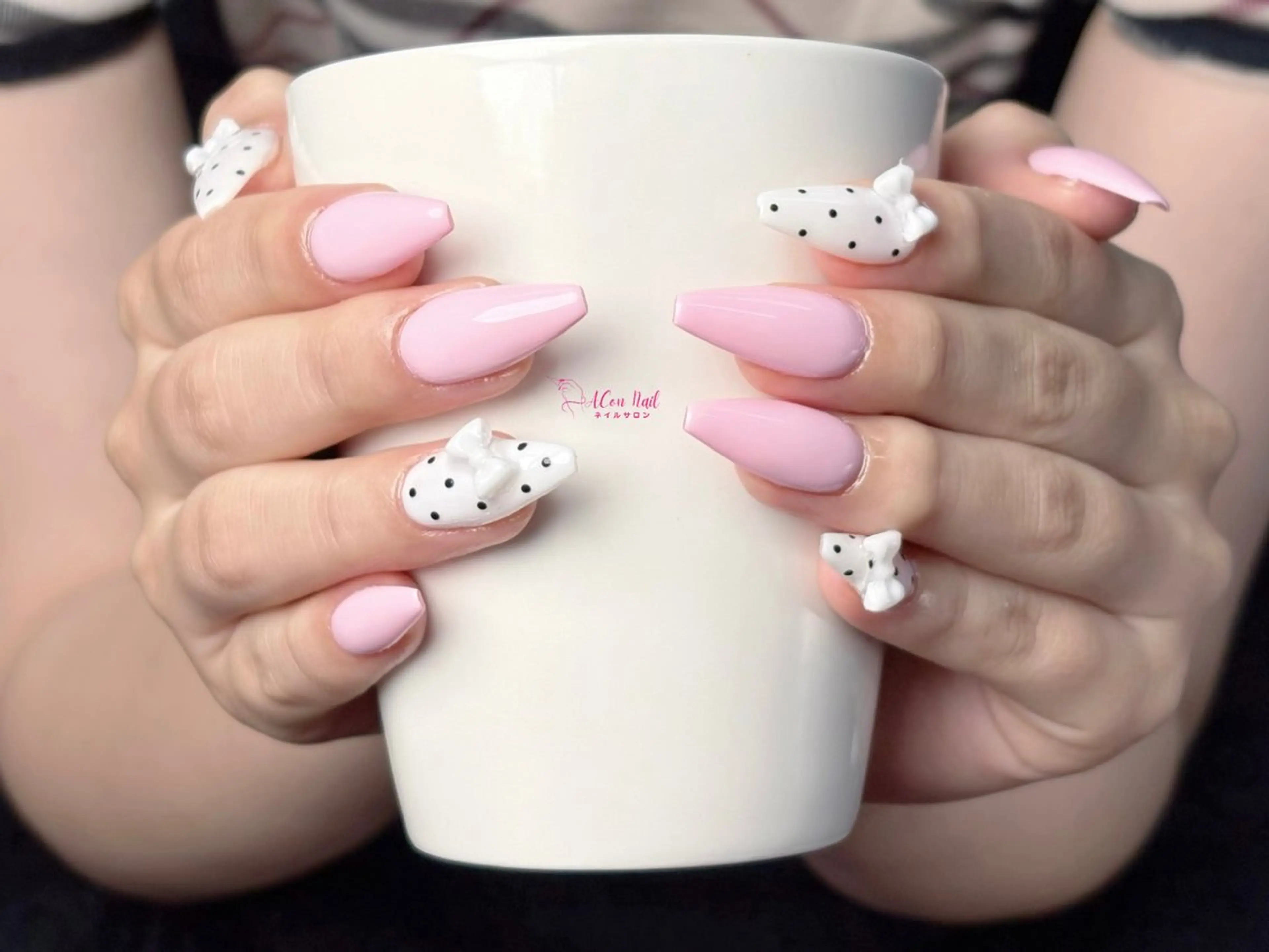 ネイル 桜ネイル 長さ出し フラワーネイル フレンチネイル ジェルネイル ハンドネイル ACon NailSalonのネイルデザイン