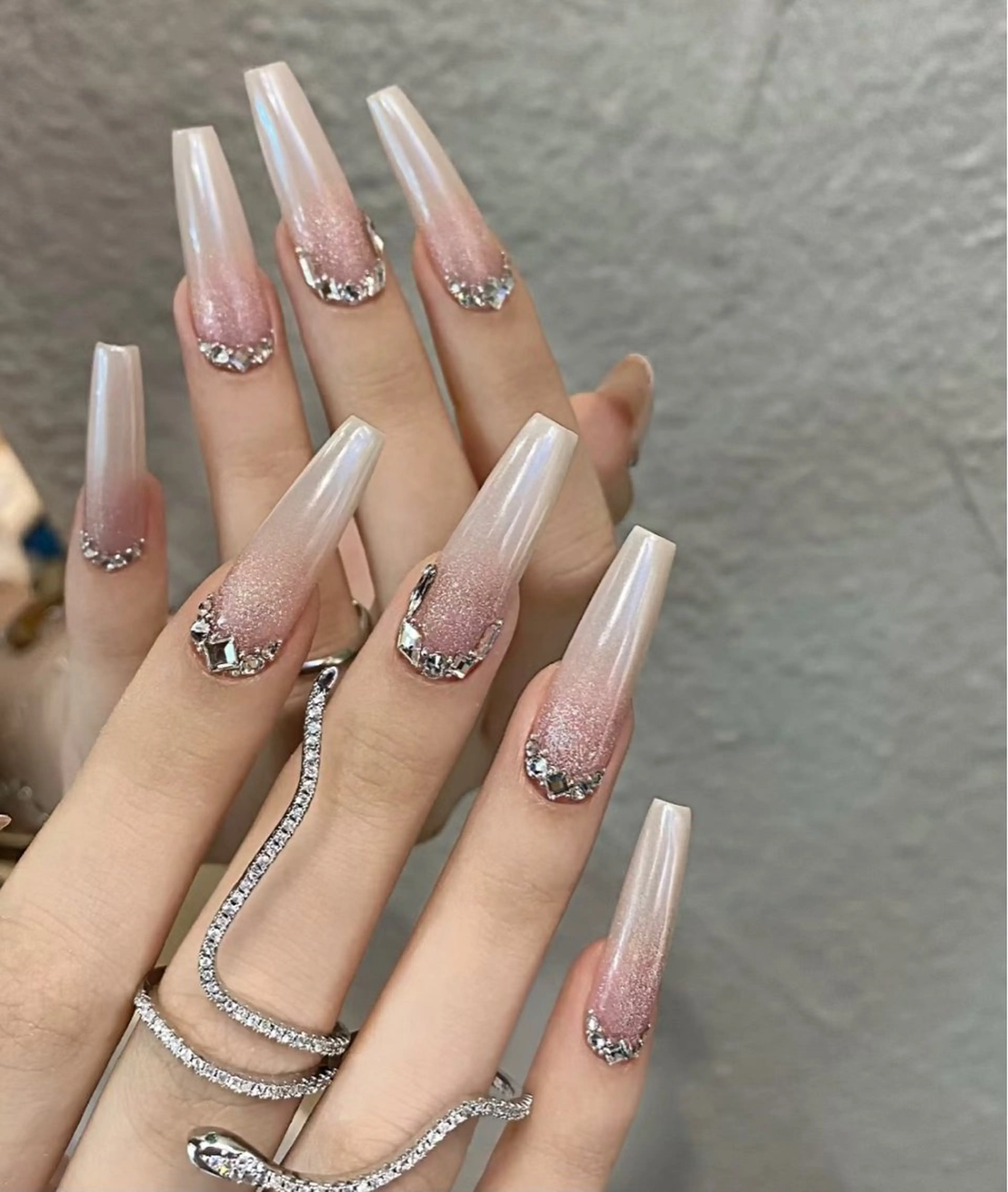ネイル ハンドネイル D-BEAUTY Nailsalonのネイルデザイン
