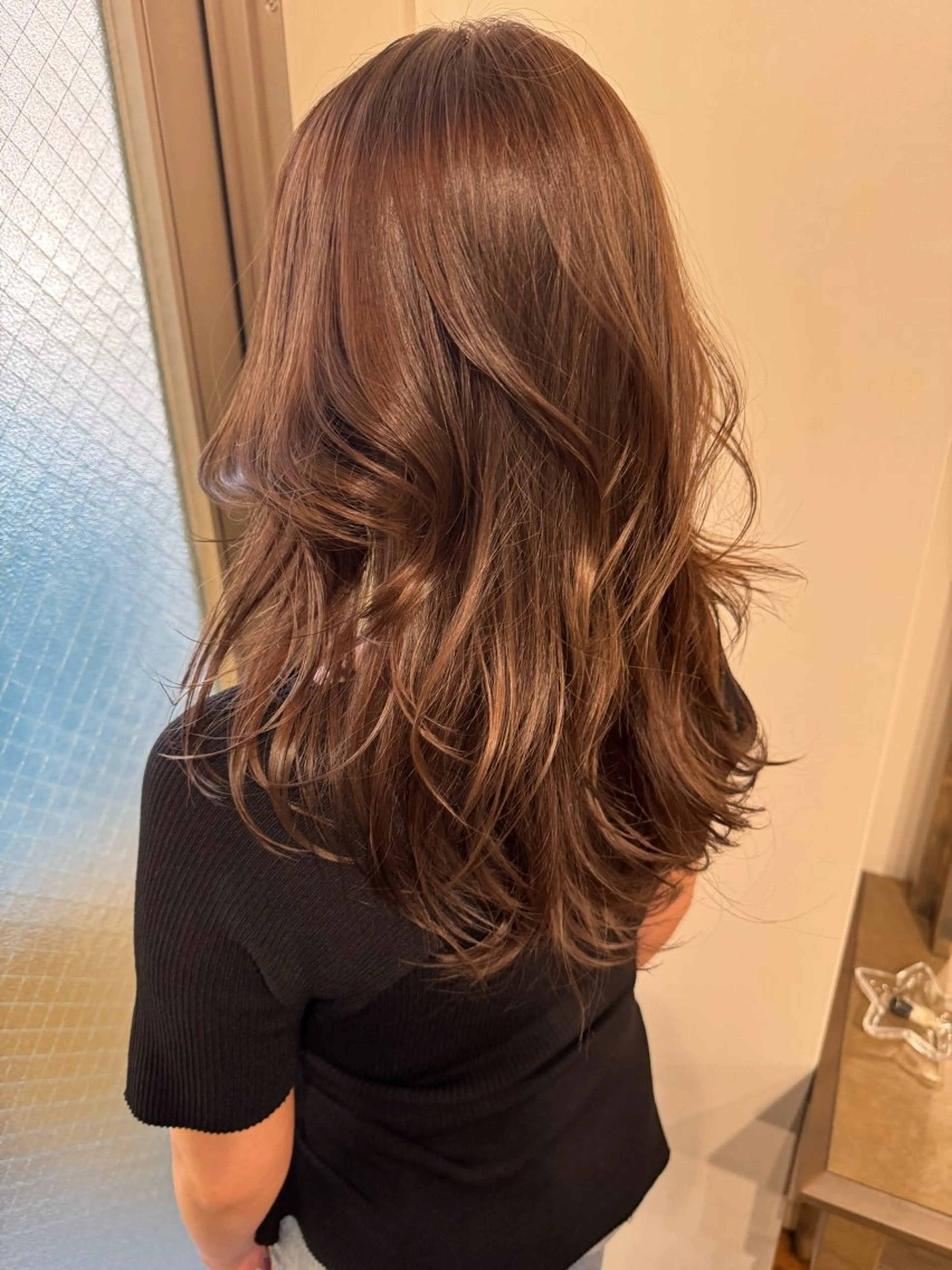 セミロング カラー 髪質改善 レイヤーカット カット ヘッドスパ 夜23時まで予約🉑 reverieあきらのヘアスタイル