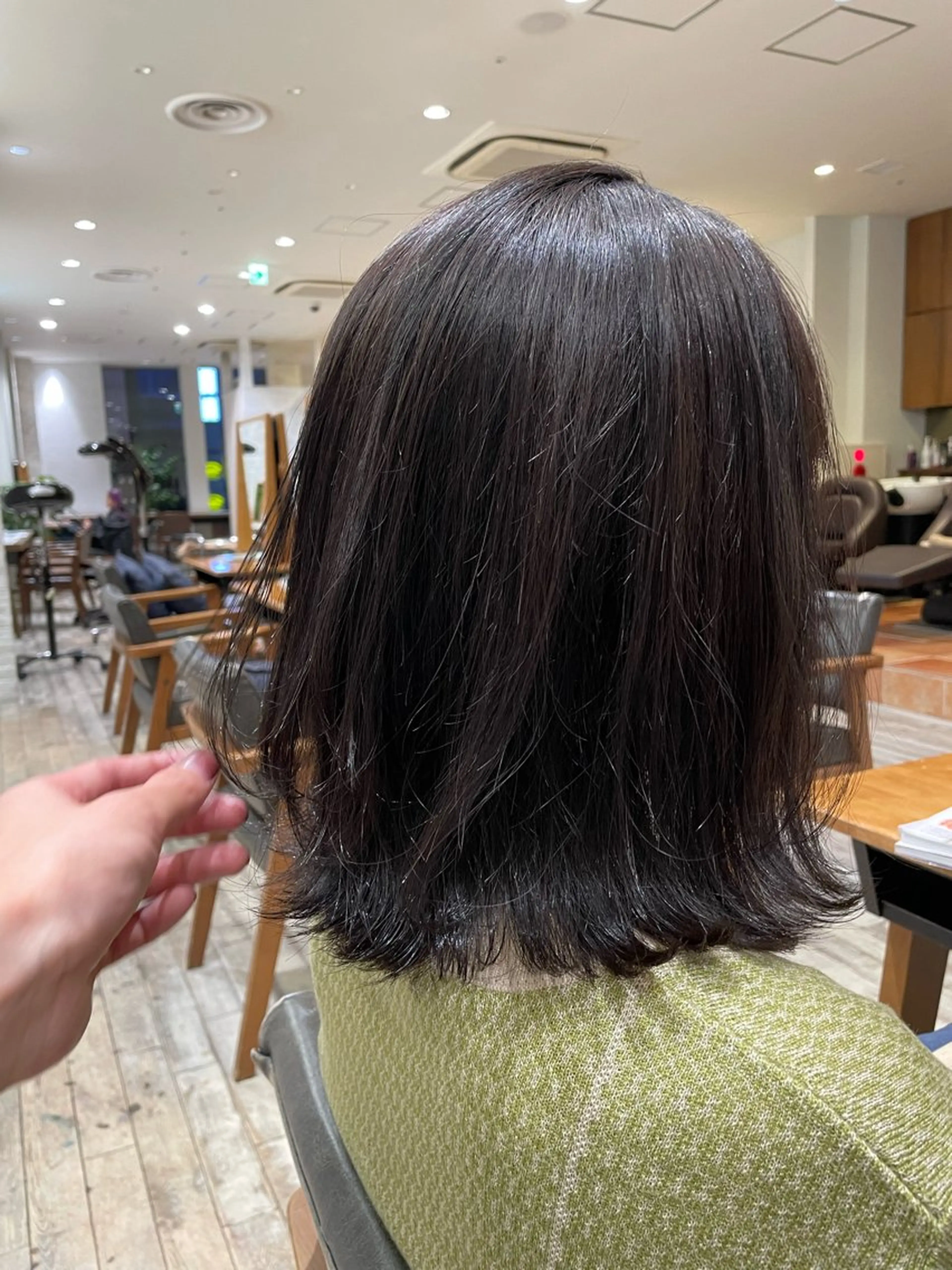 セミロング カラー ren ボブロブ/ミディアムのヘアスタイル