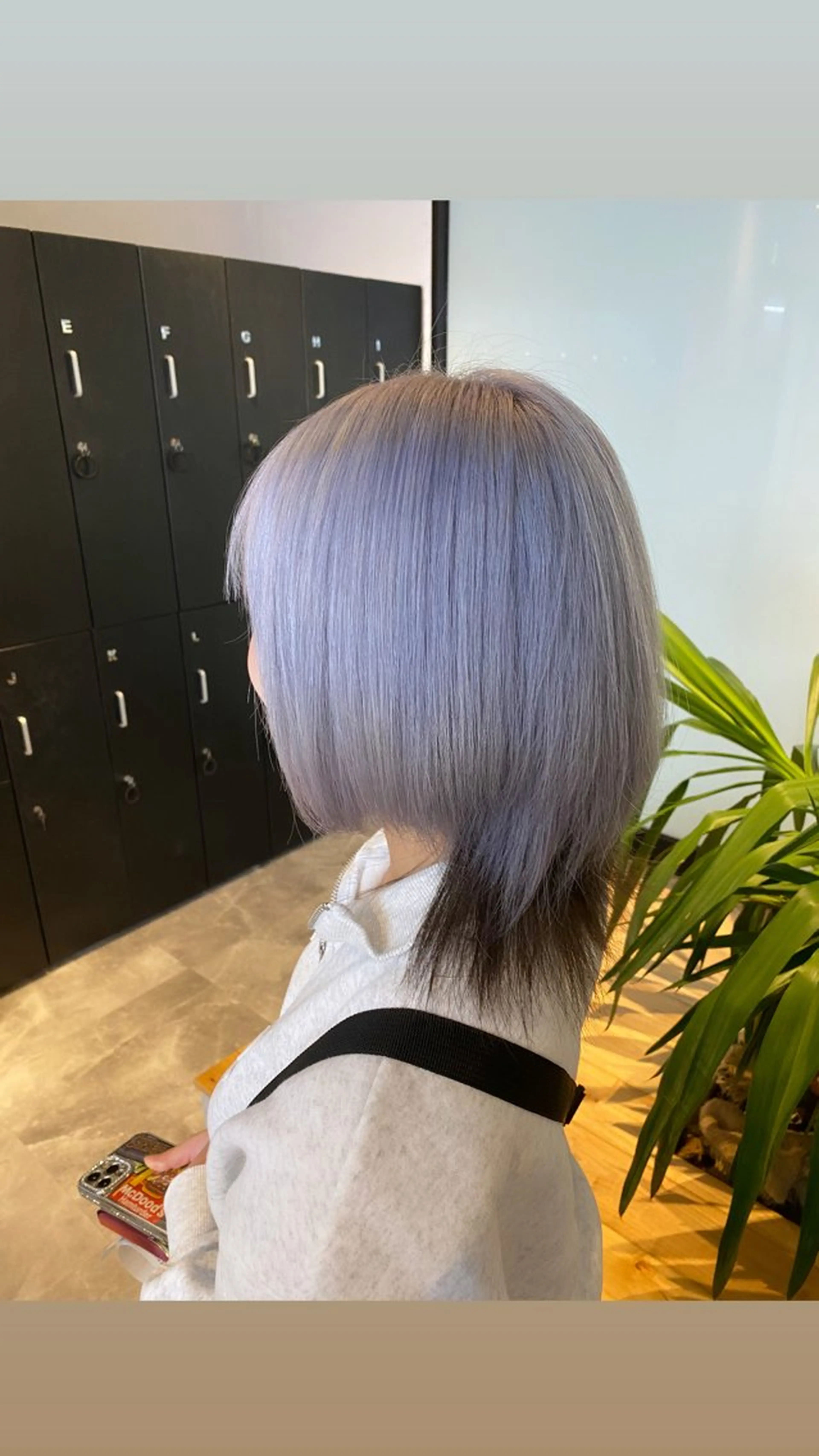 セミロング カラー ブリーチカラー特化 ✨️永井諒のヘアスタイル