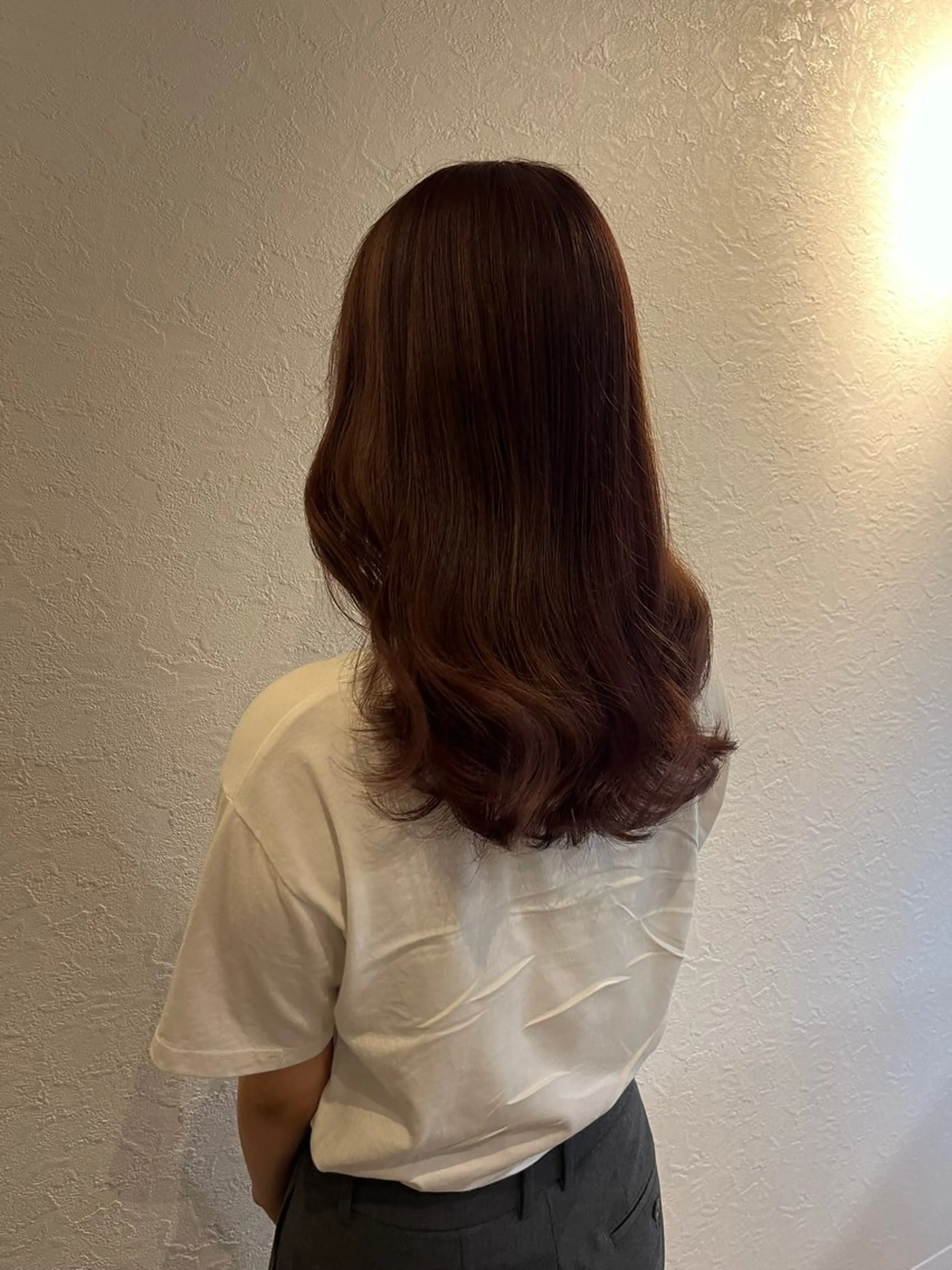 セミロング カラー 長谷川 愛花のヘアスタイル