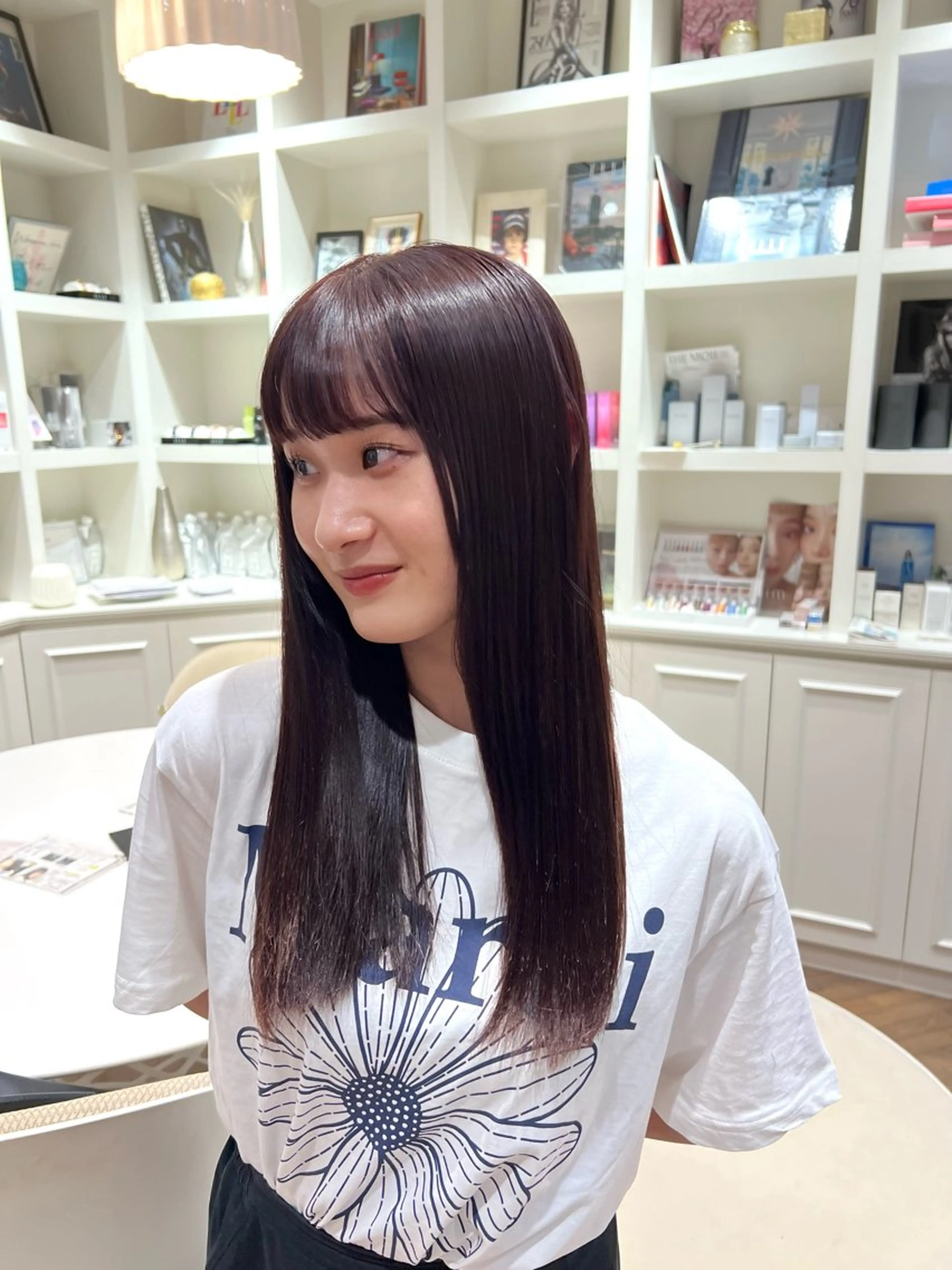 セミロング カラー ラベンダーカラー ピンクカラー ピンクラベンダー ヘアカラー 似合わせ/レイヤー 💟SAEのヘアスタイル