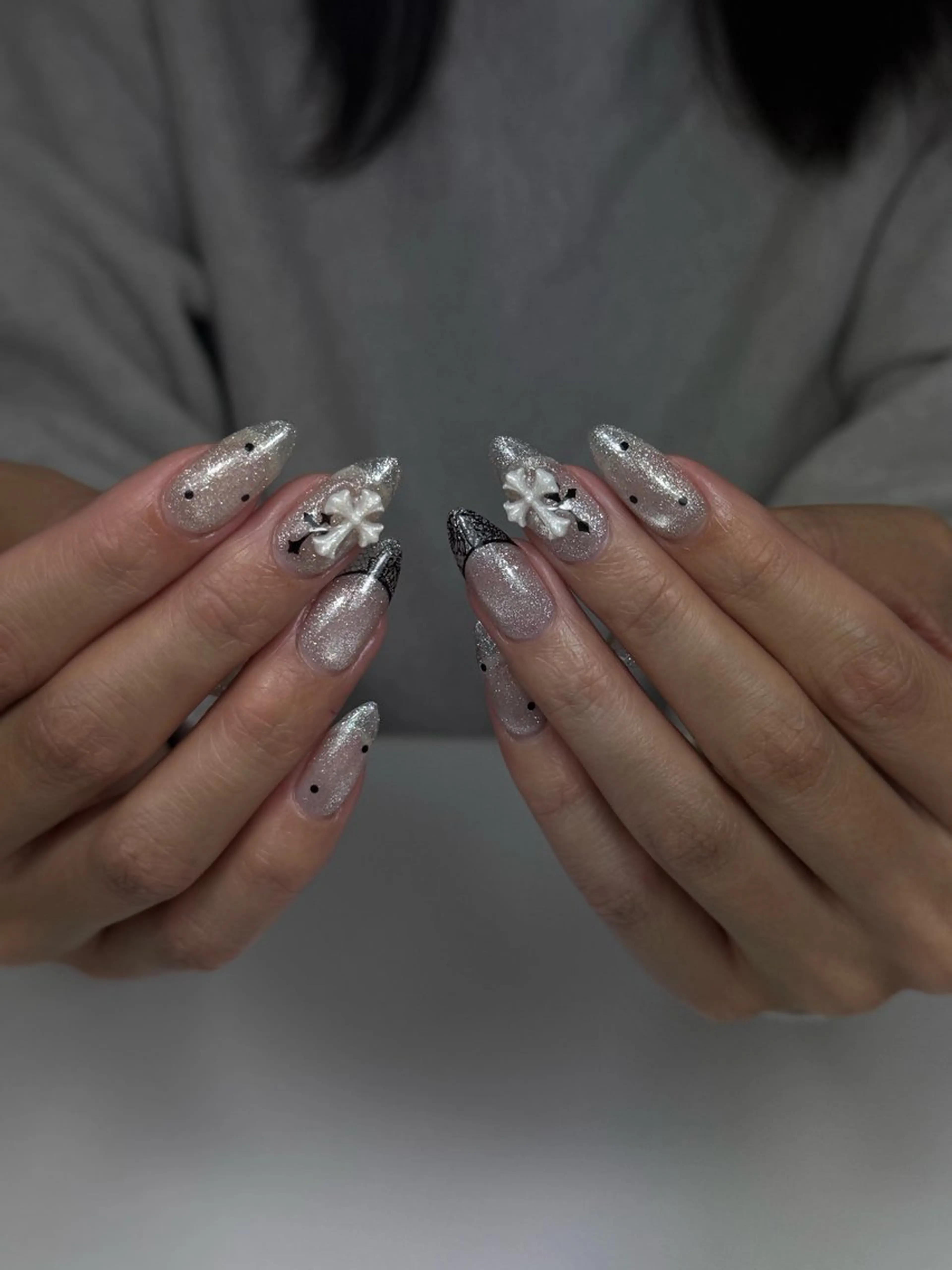 ネイル ハンドネイル ZHU_ STUDIOのネイルデザイン