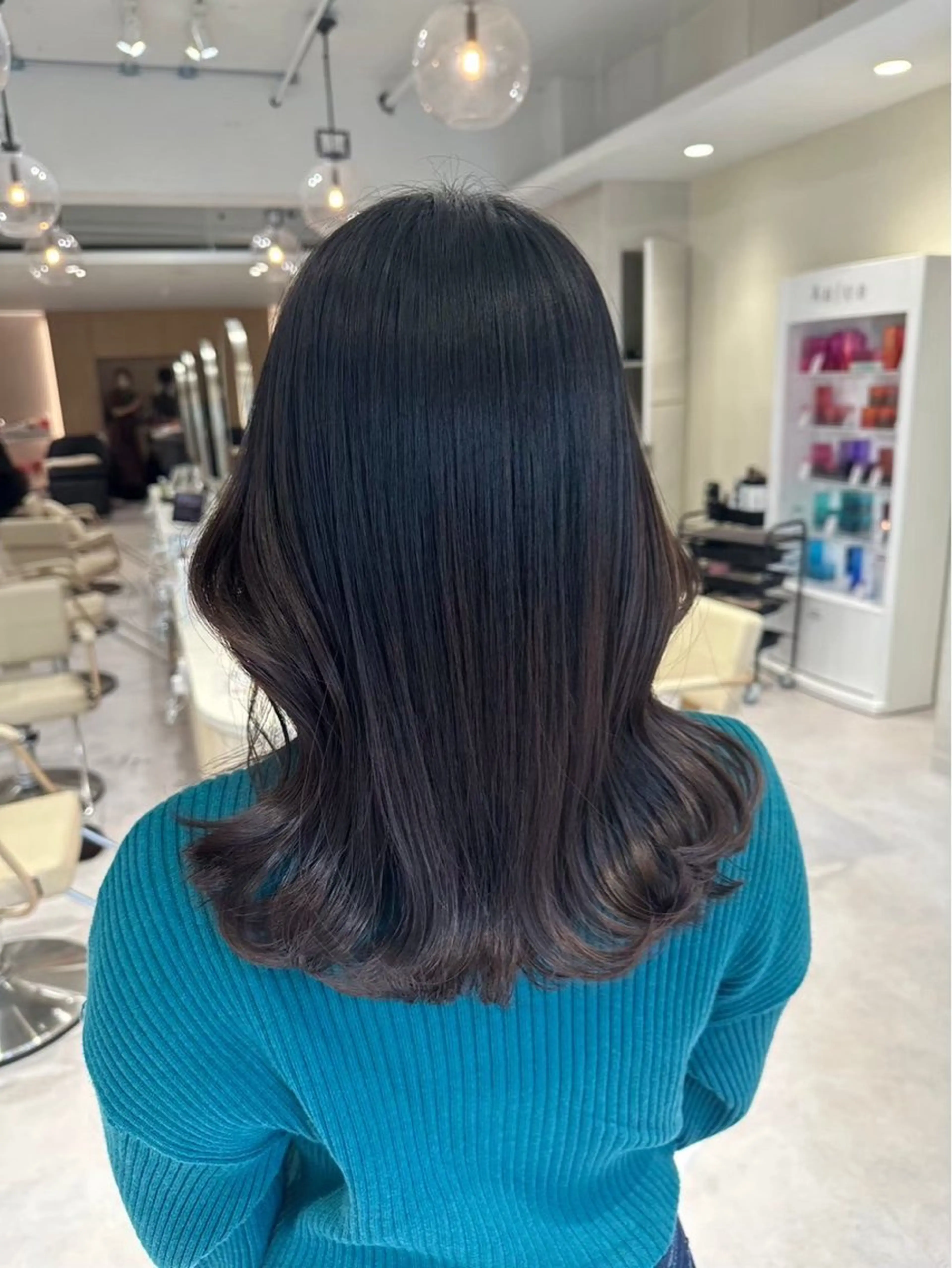 セミロング 似合わせカット 小顔カット 縮毛矯正 カット ヘアカラー 1日1名様限定 予約可能のヘアスタイル