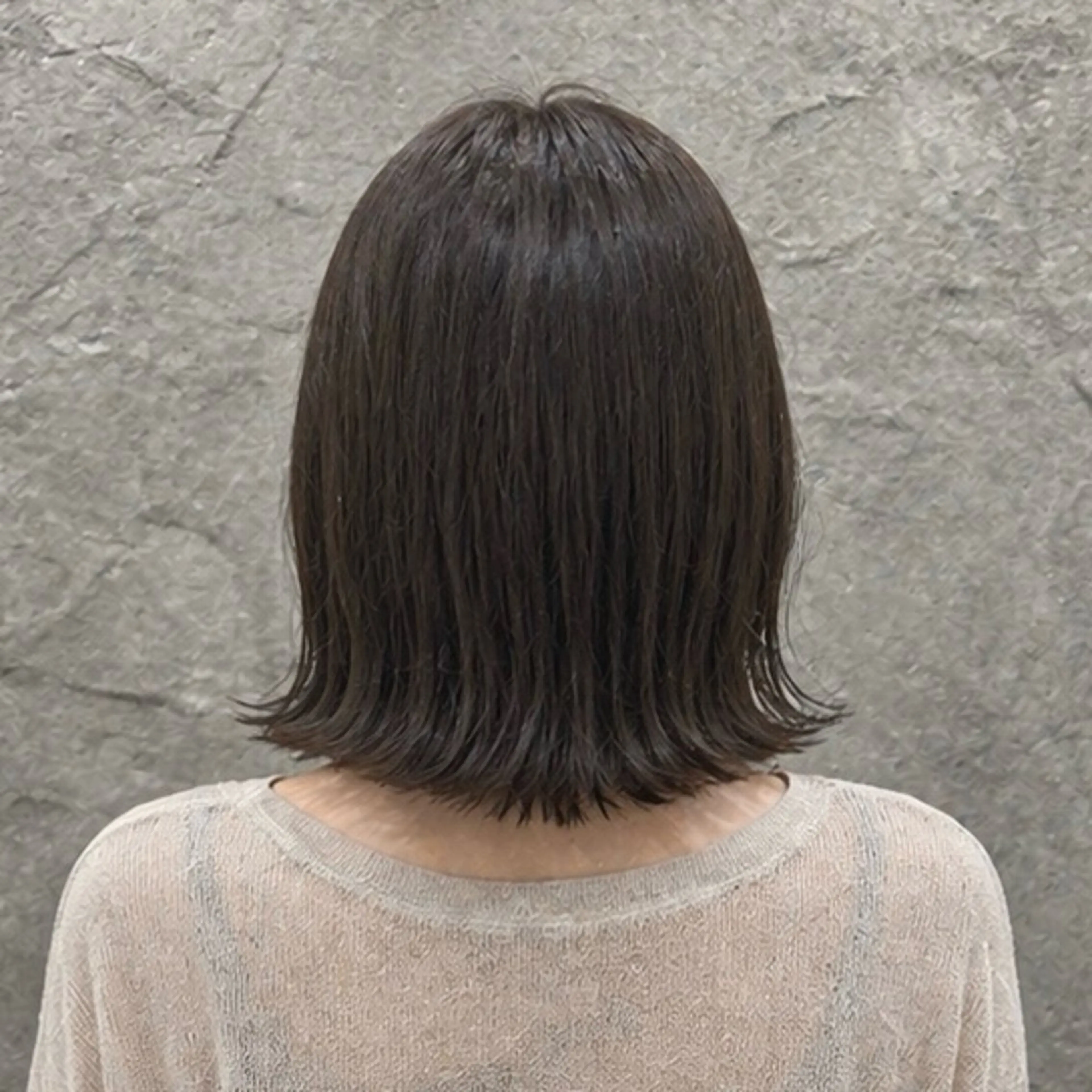 ショート 小島 咲音/艶カラー /レイヤー/縮毛矯正のヘアスタイル