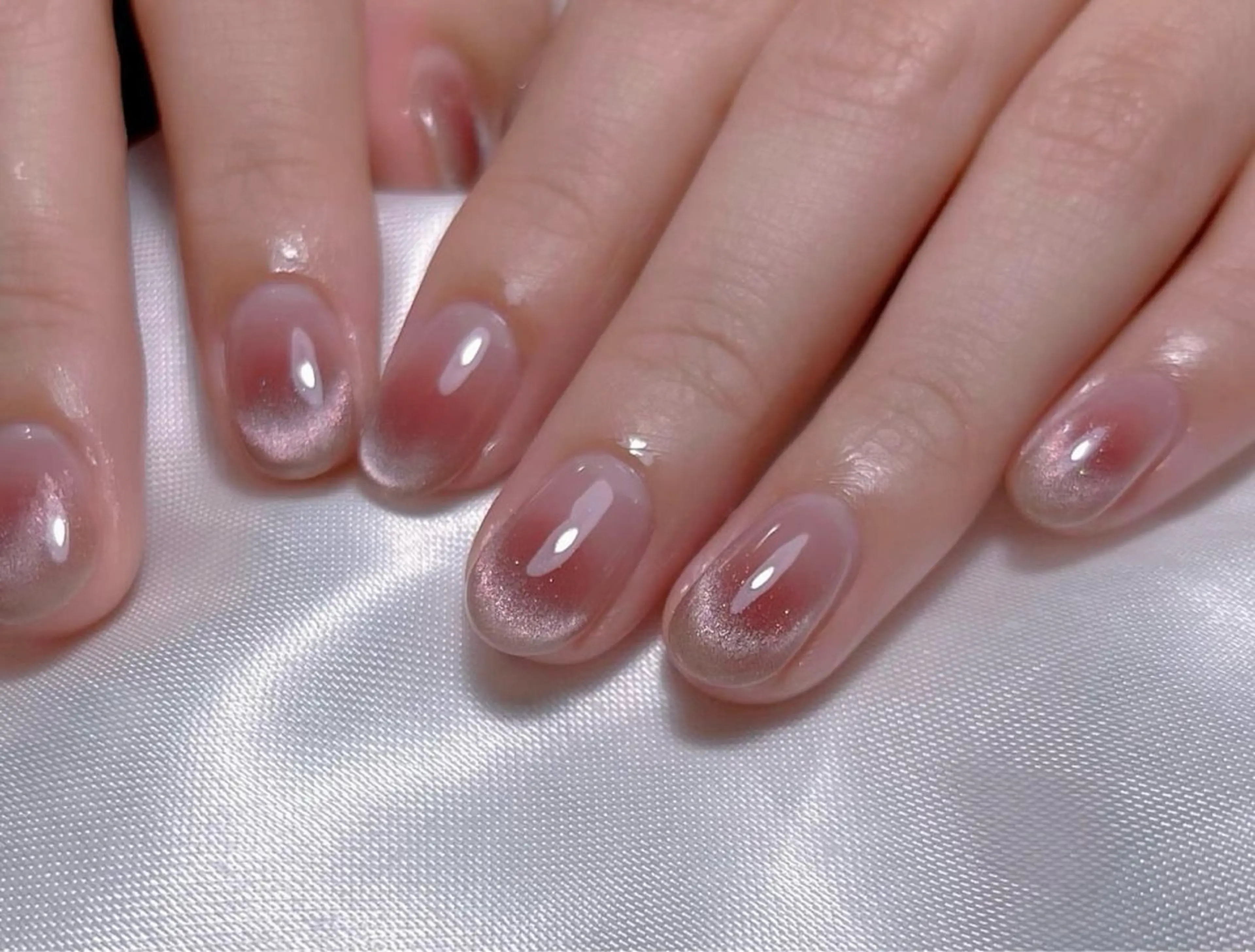 【人気UPデザイン】Hand | グラデーション&フレンチマグネットの写真