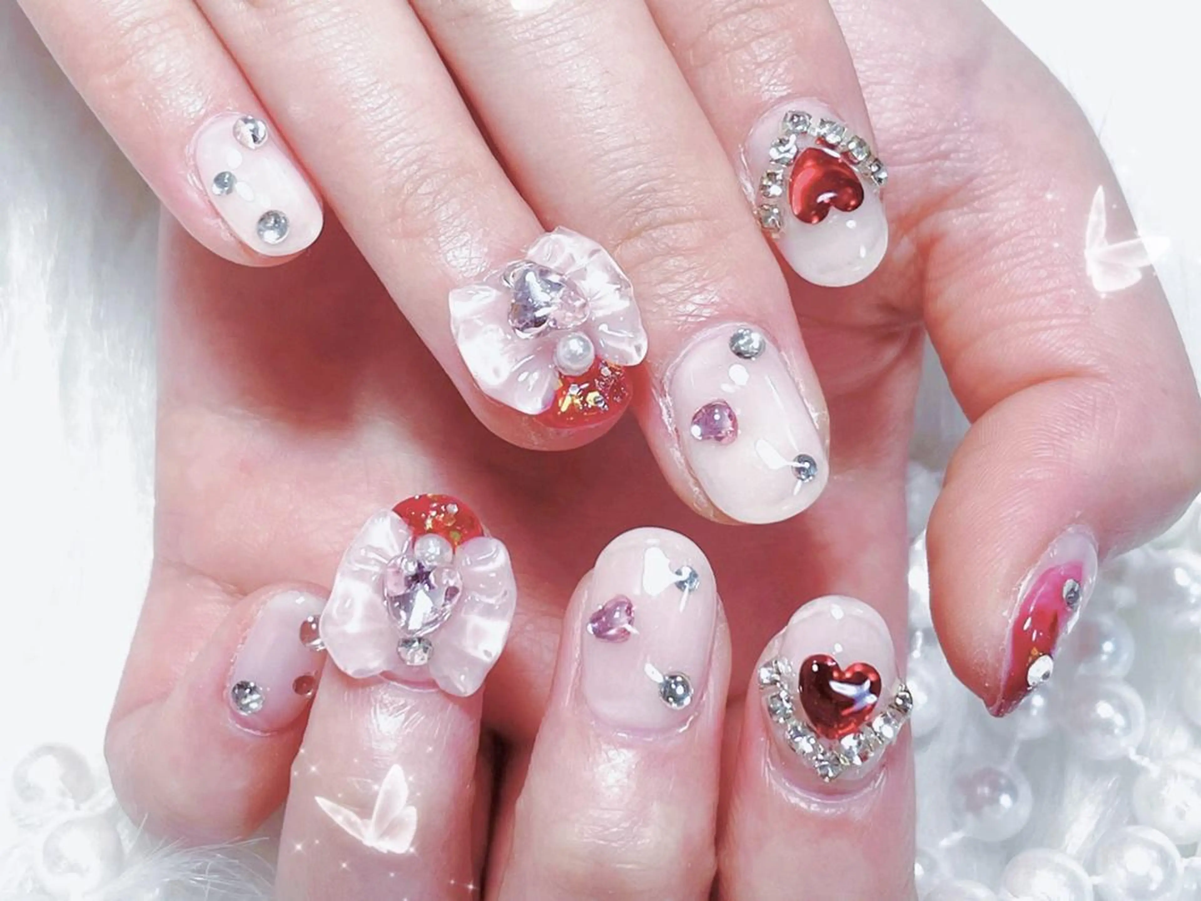 ネイル queensnail 🧸mikaのネイルデザイン