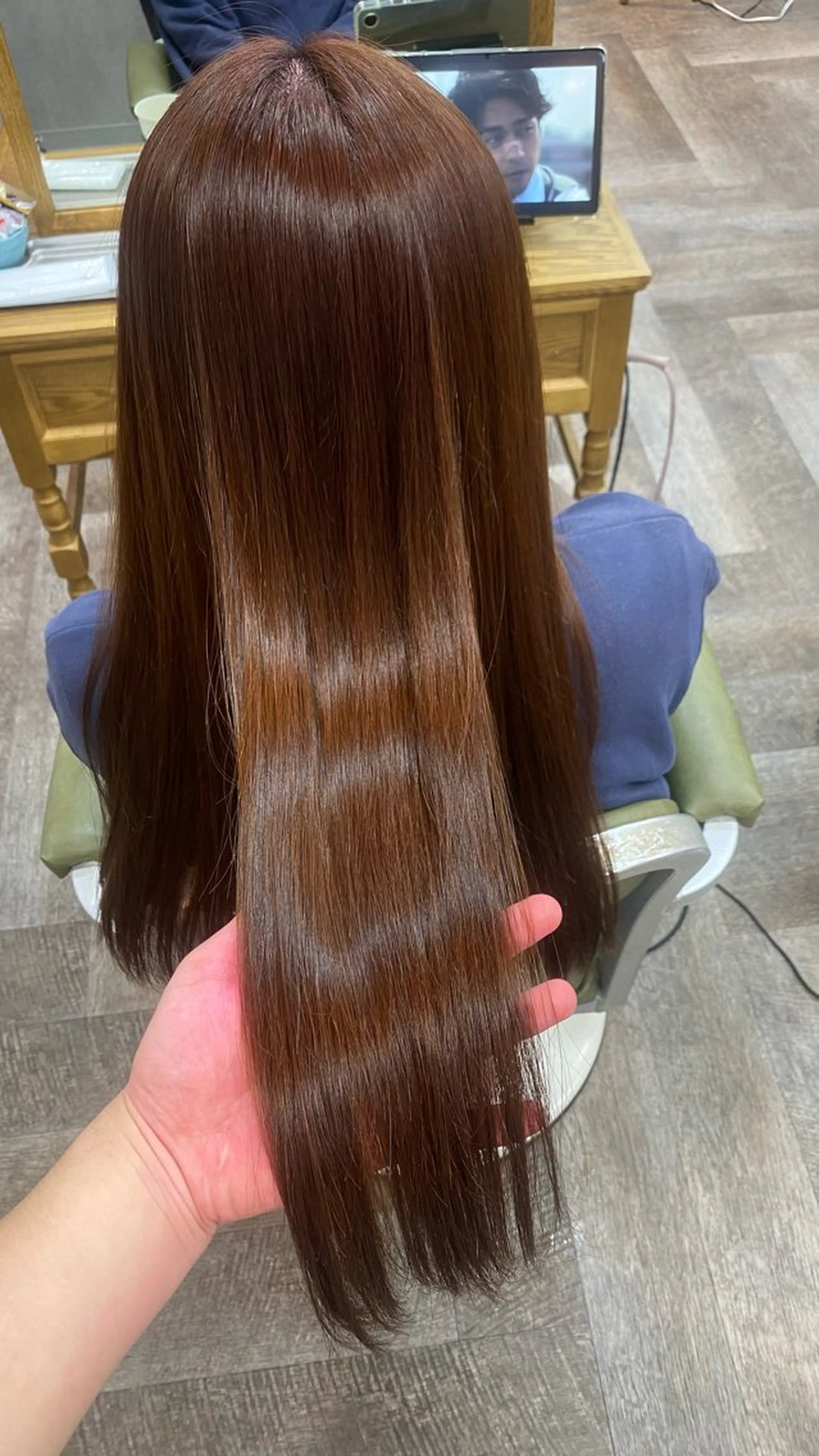 ロング 縮毛矯正 飯田 雷晟のヘアスタイル