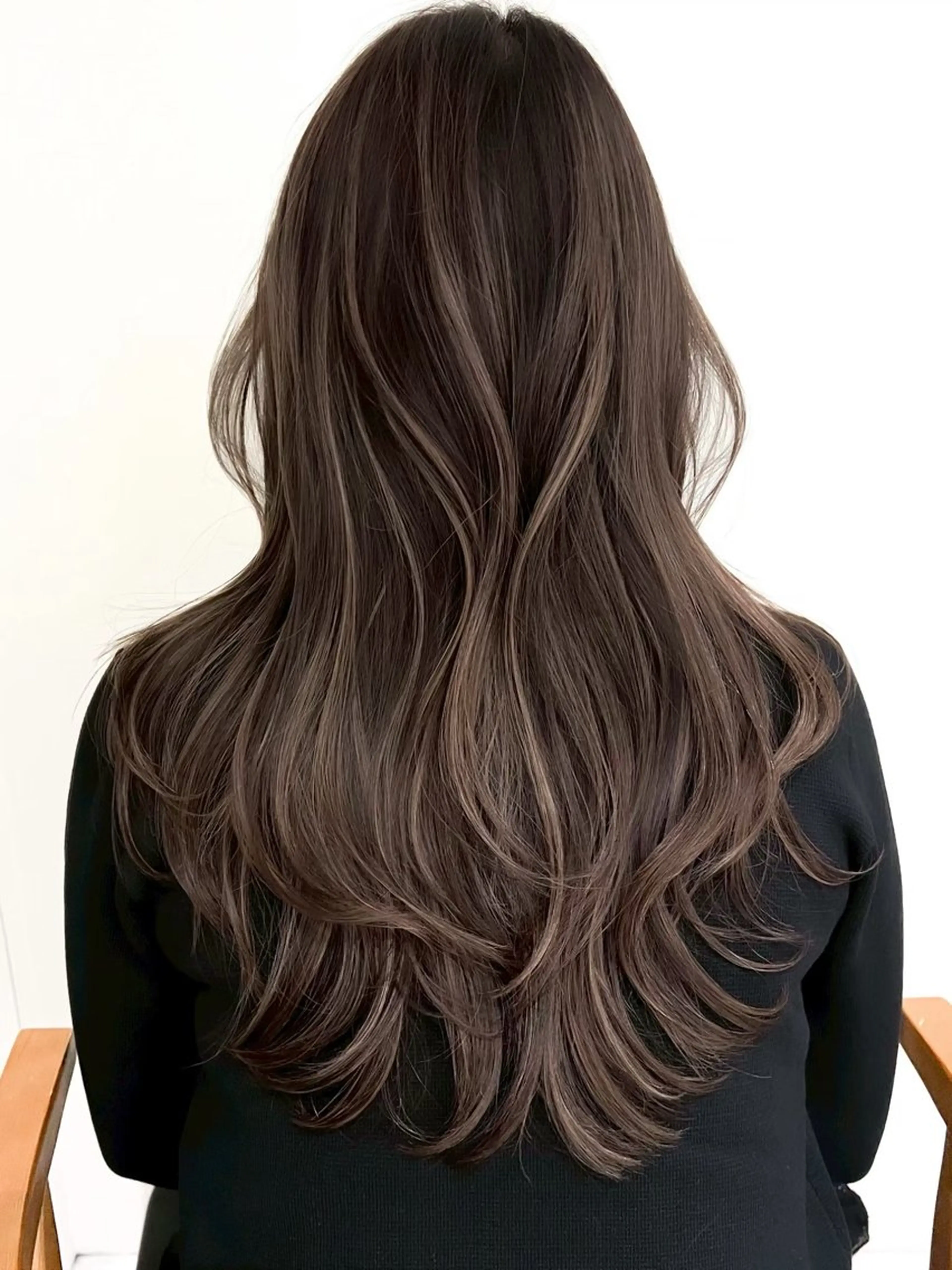 ロング カラー ハイライトカラー ハイライト レイヤーカット ｎ／ｍ所属・桜木町駅徒歩5分 横浜隣駅のヘアスタイル