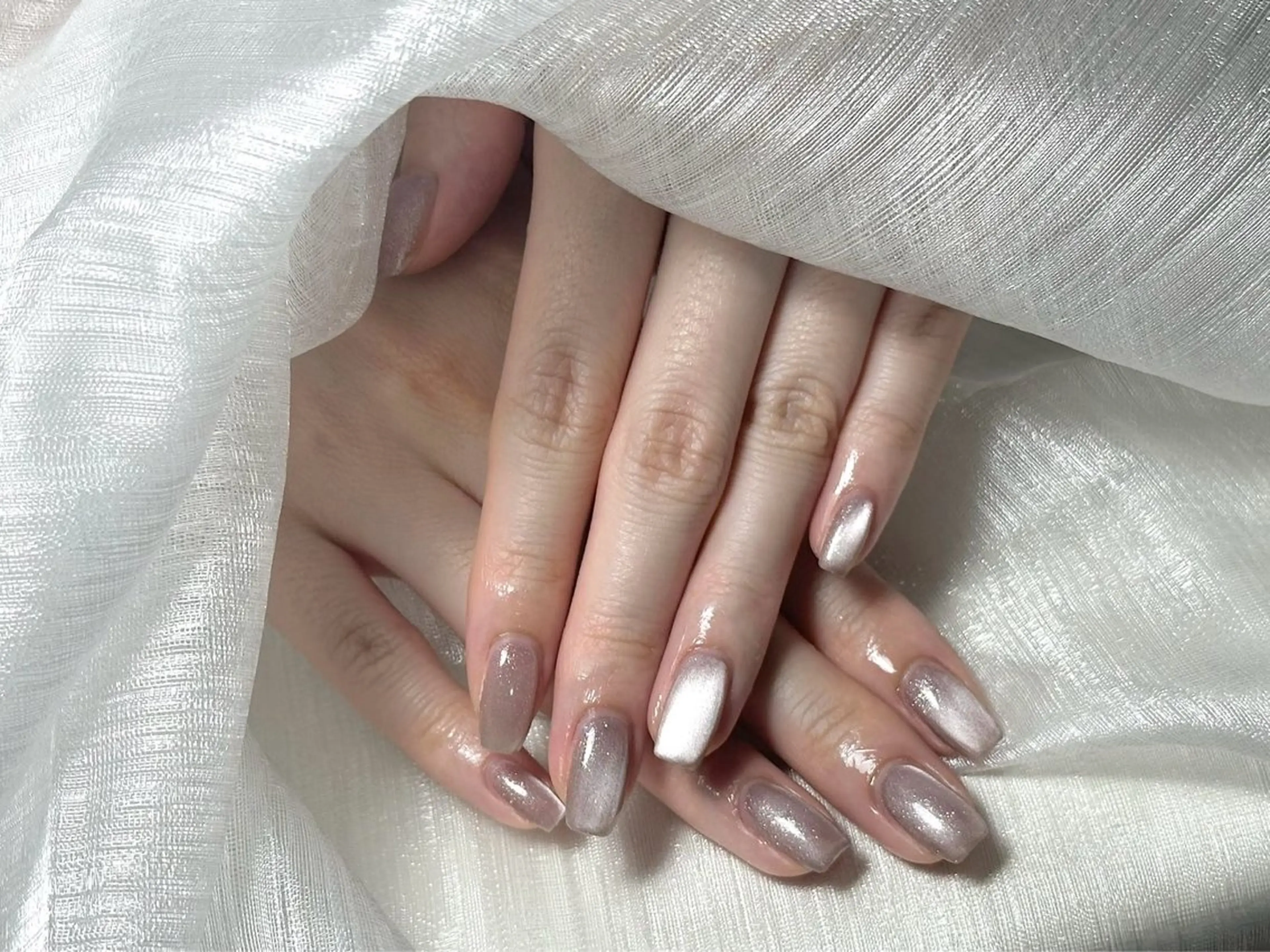 ネイル マグネットネイル ハンドネイル ハンドケア ⭐️Syu Rei⭐️のネイルデザイン