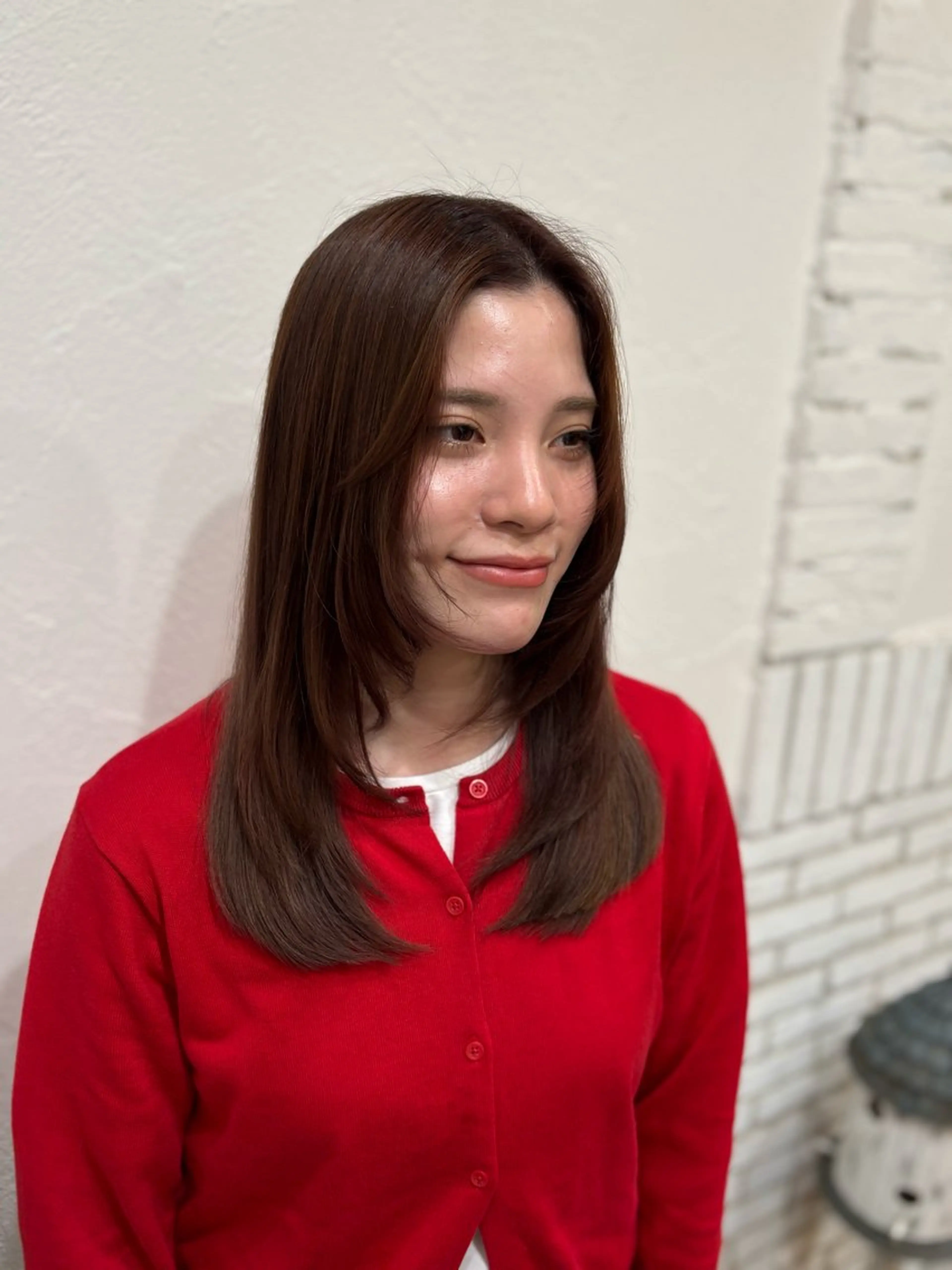 ロング ヘアカラー 望月 芽依のヘアスタイル