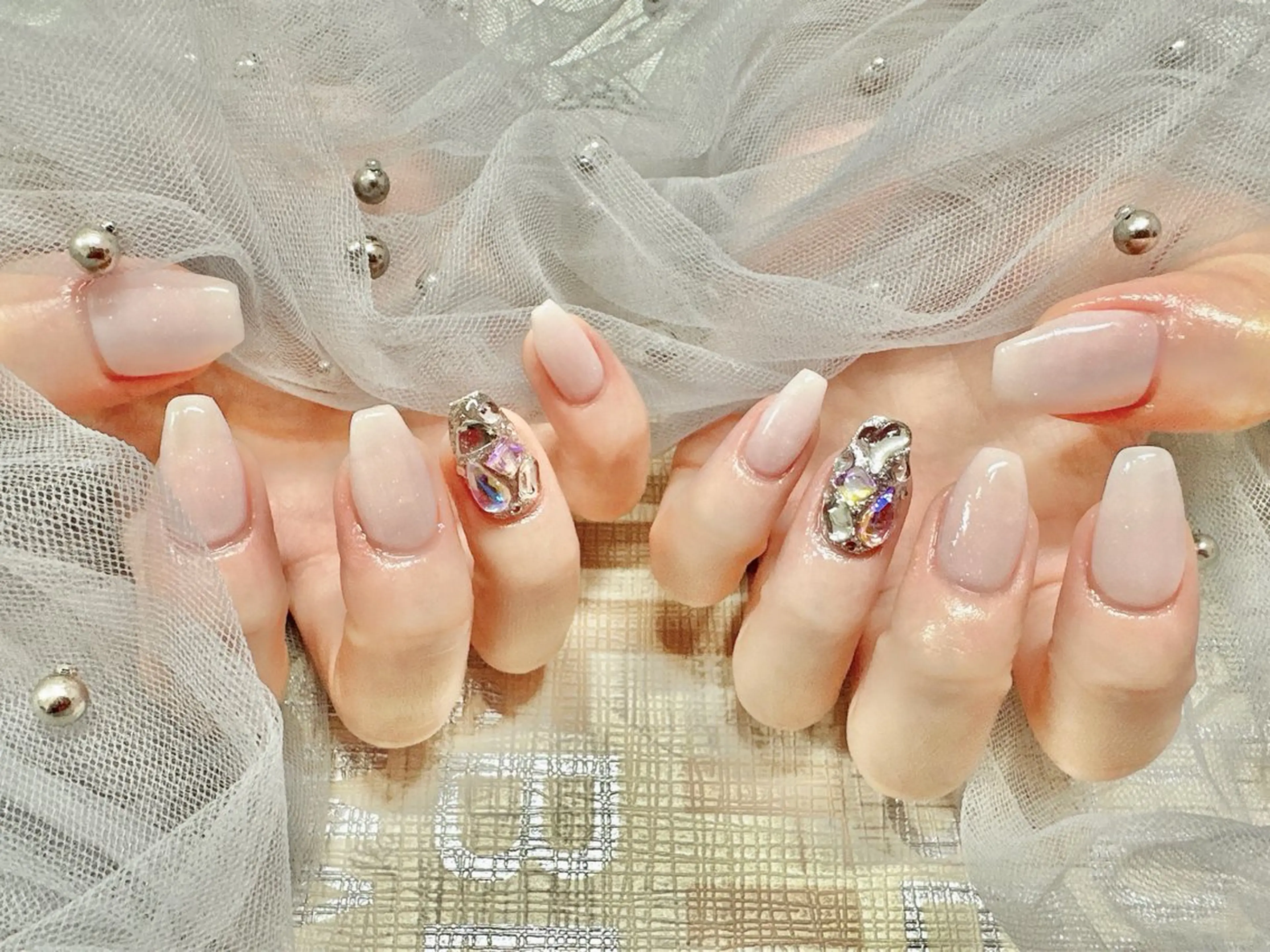 ネイル Luna K.のネイルデザイン