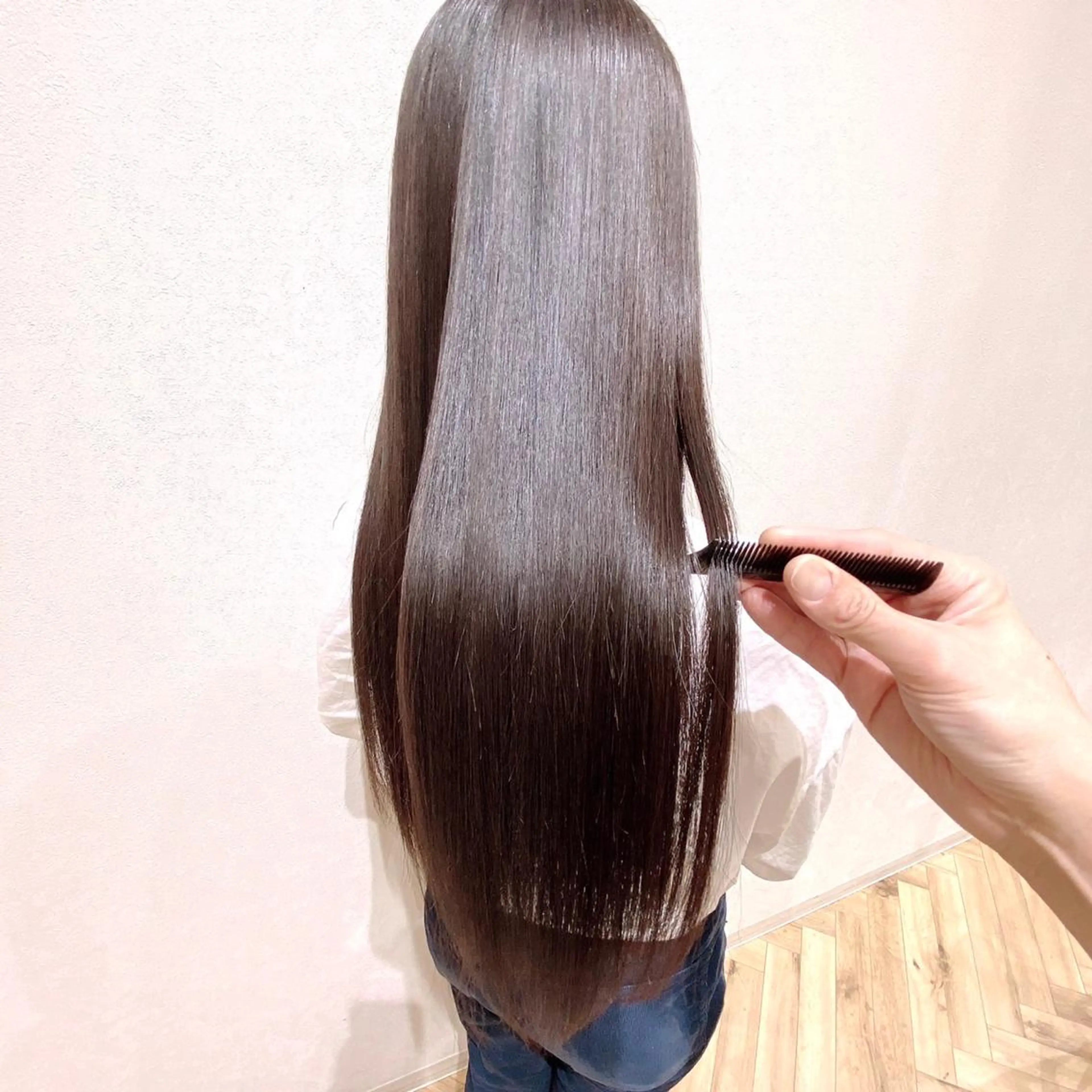 ロング I'sland【アイランド】所属・NAKAHARA TSUKUSHIのヘアスタイル