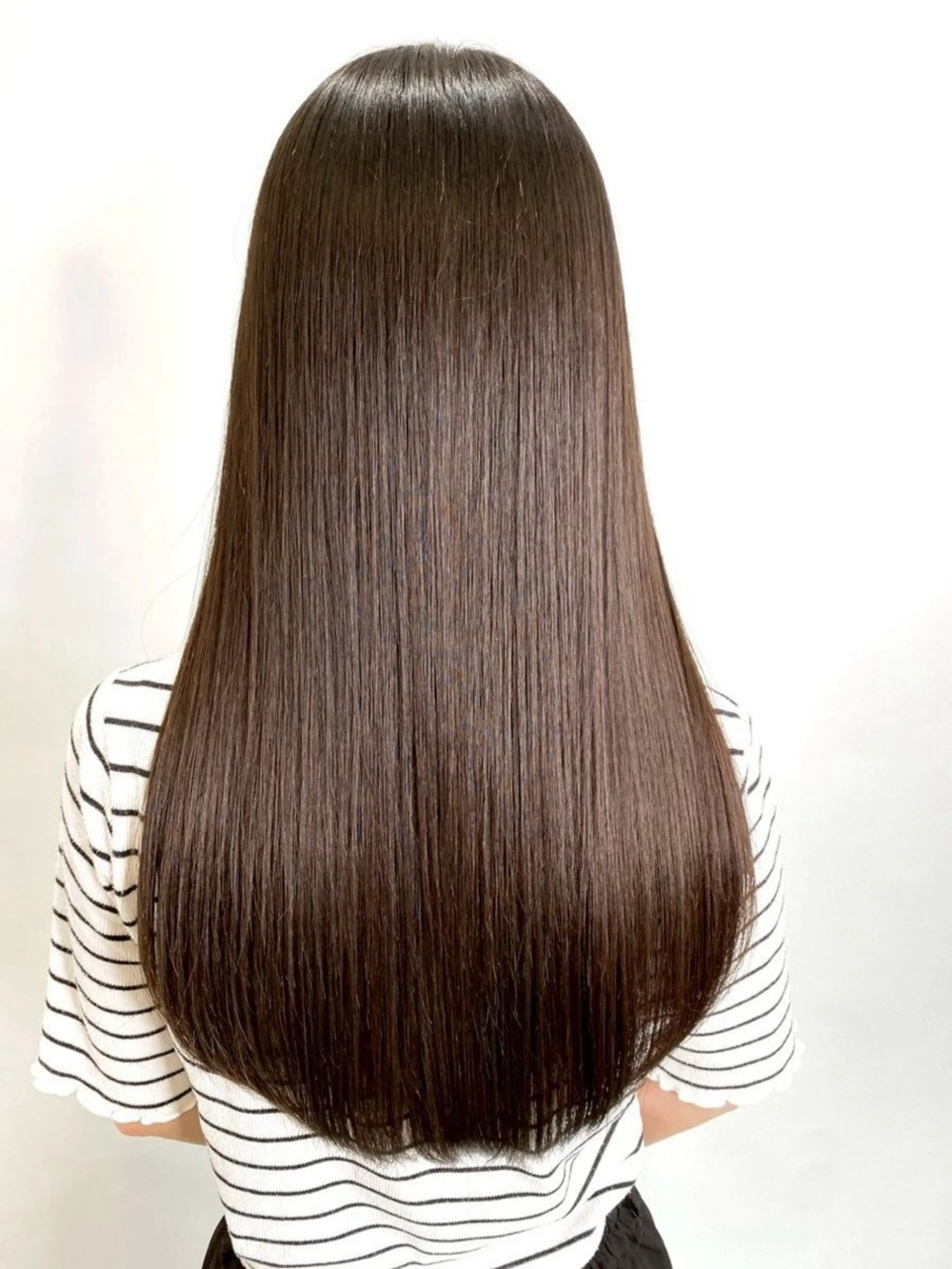 カラー 小川 翠のヘアスタイル
