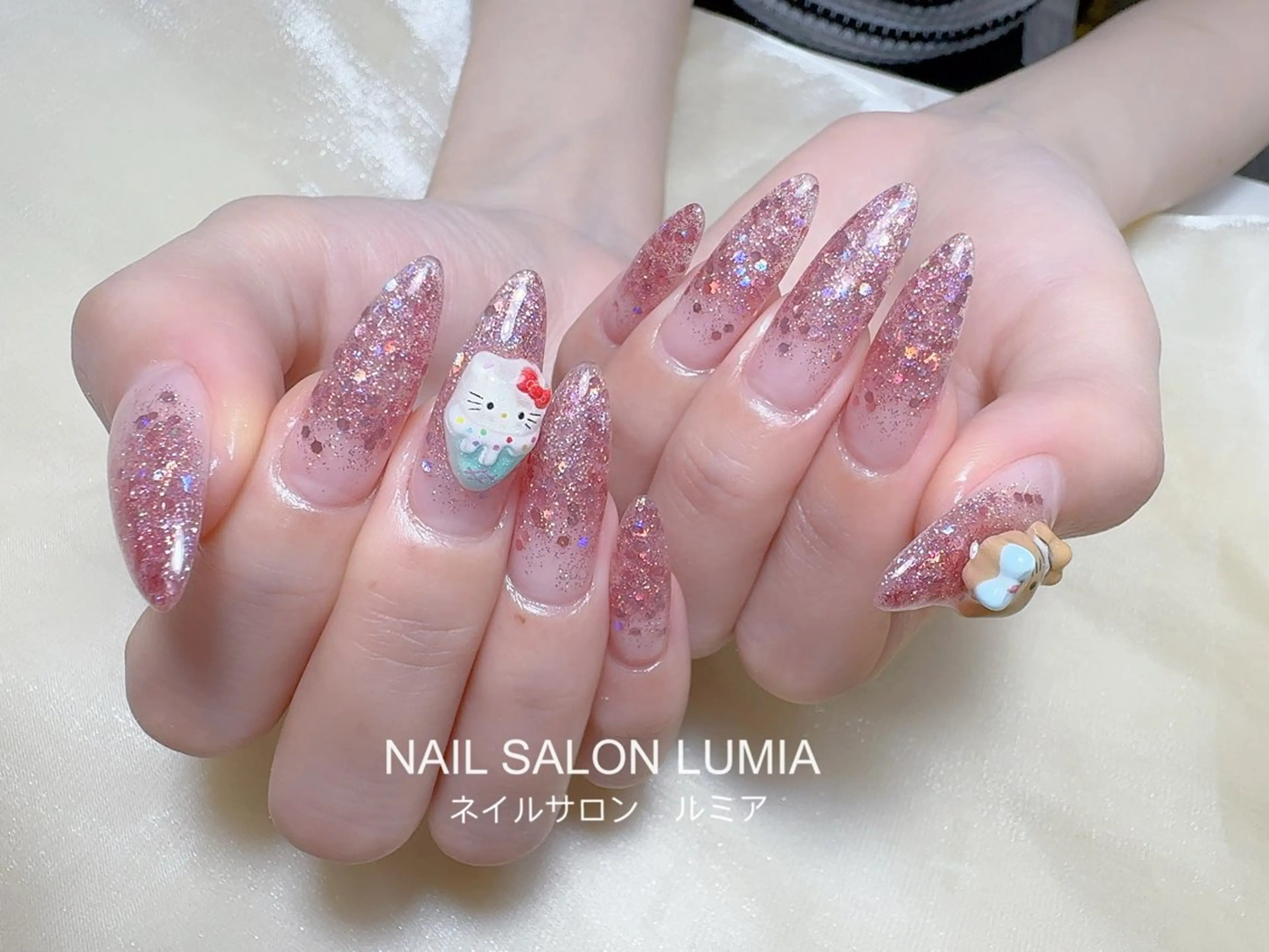 ネイル ハンドネイル ネイルサロン ルミア Lumia 店長のネイルデザイン