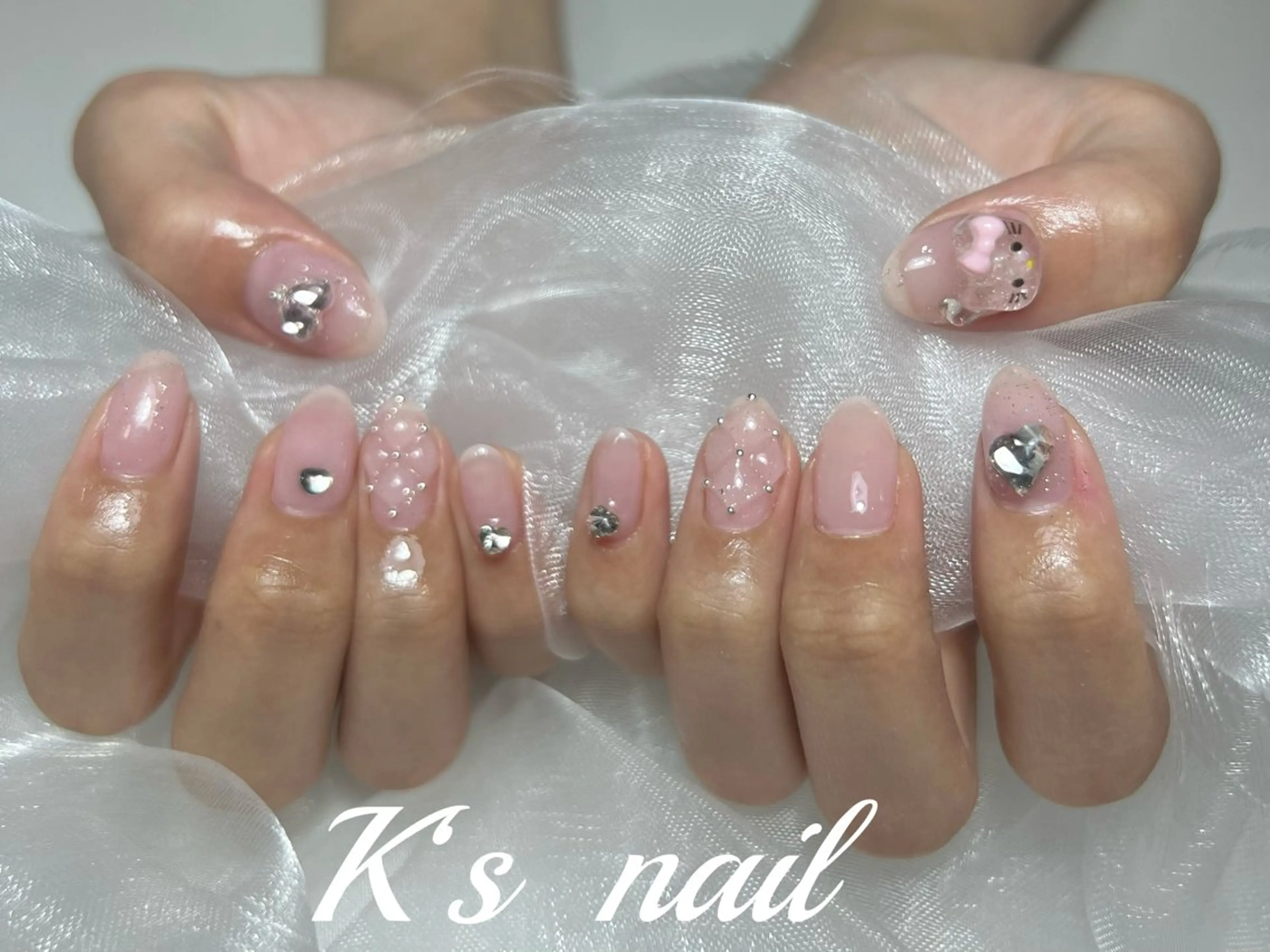ネイル 持ち込み ピンク ストーンネイル K‘s nail salonのネイルデザイン