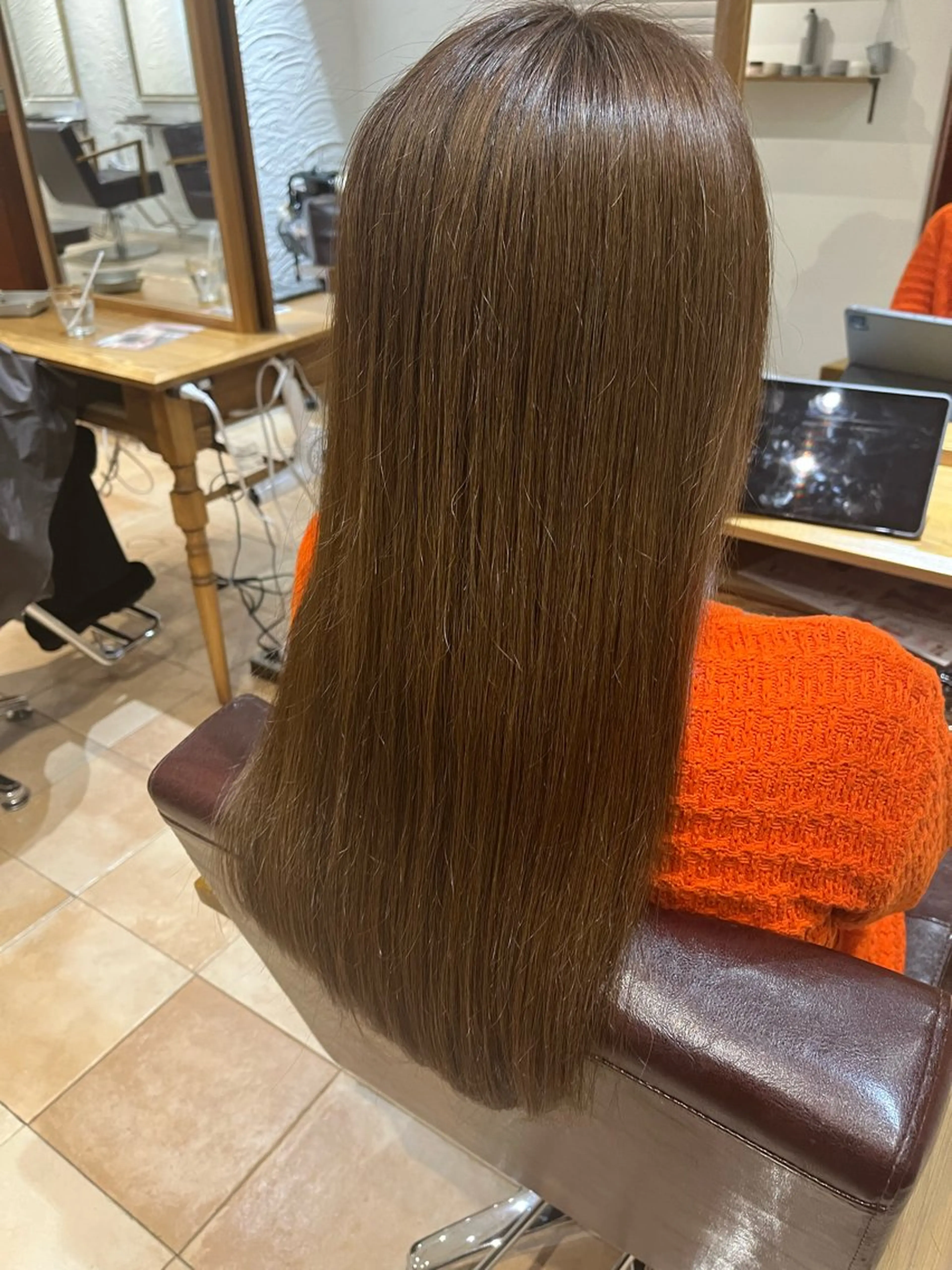 ロング カラー ブリーチ グレージュ ブリーチなしカラー ヘアカラー 🌈透明感カラー🌈 🌟吉田祐介🌟のヘアスタイル