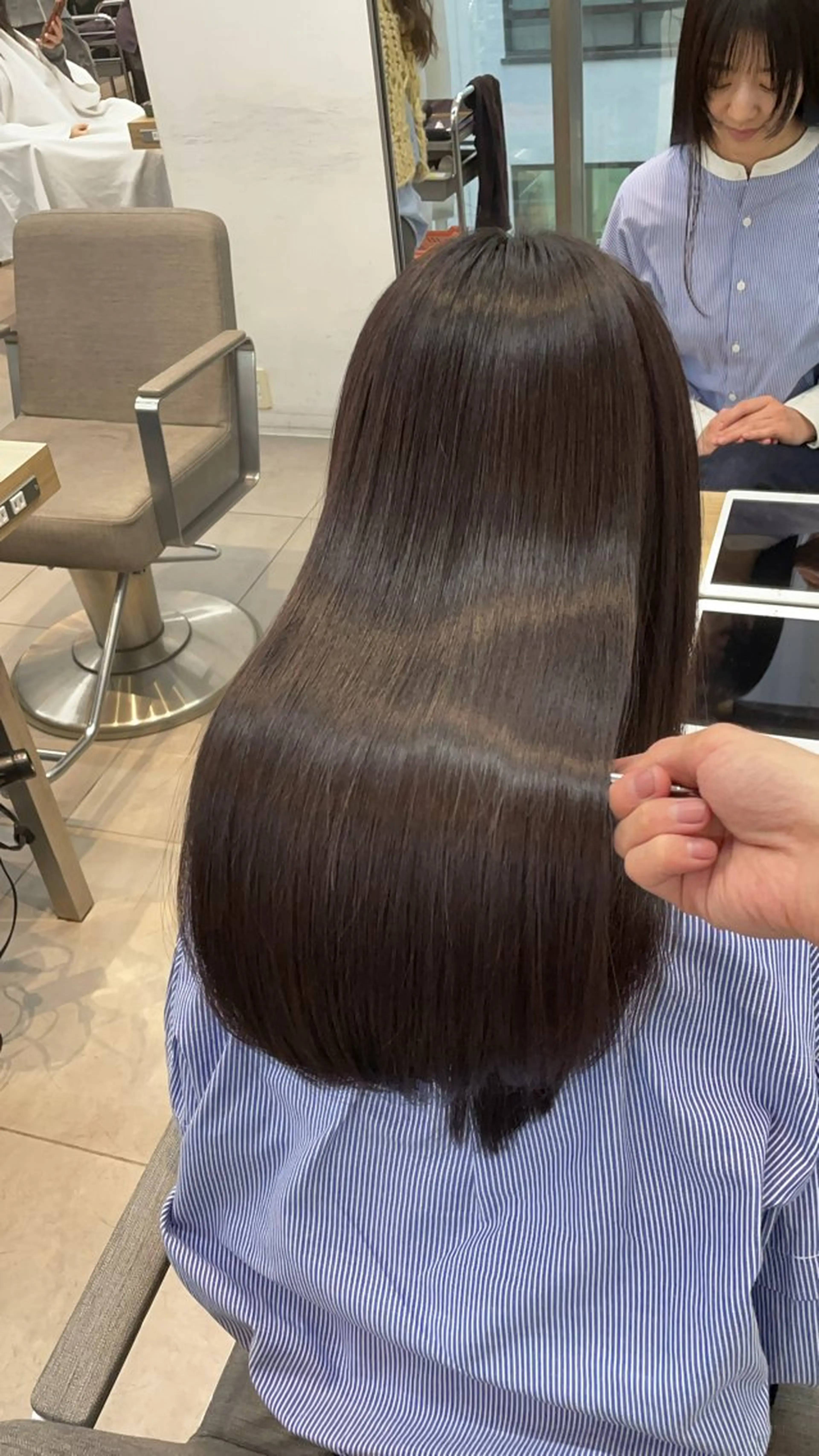 ロング ヘアカラー 縮毛矯正 トリートメント ✨髪質改善✨美髪 矯正🫧小泉のヘアスタイル