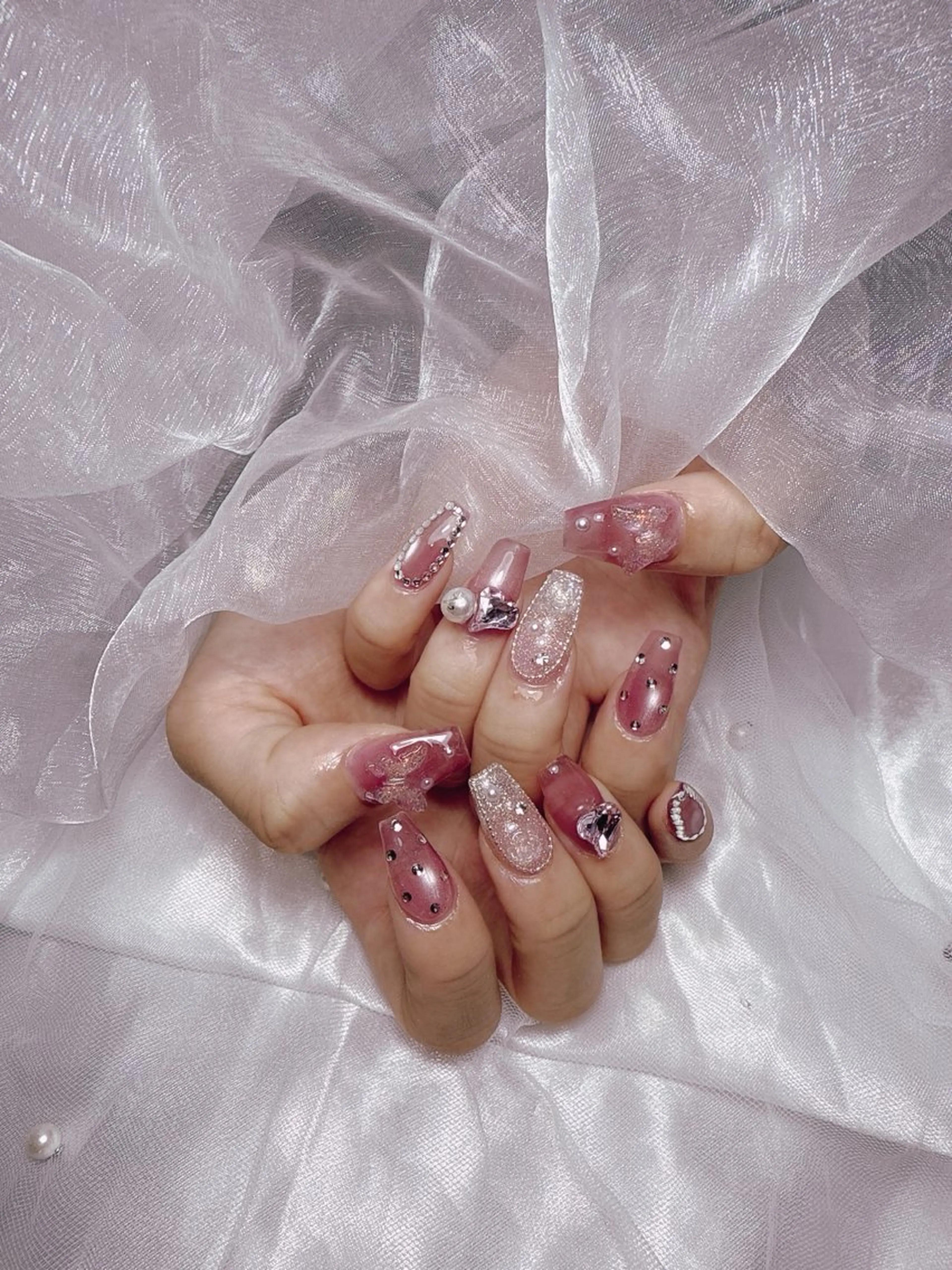 ネイル ネイルチップ 【emu道頓堀】 *HONOKAのネイルデザイン