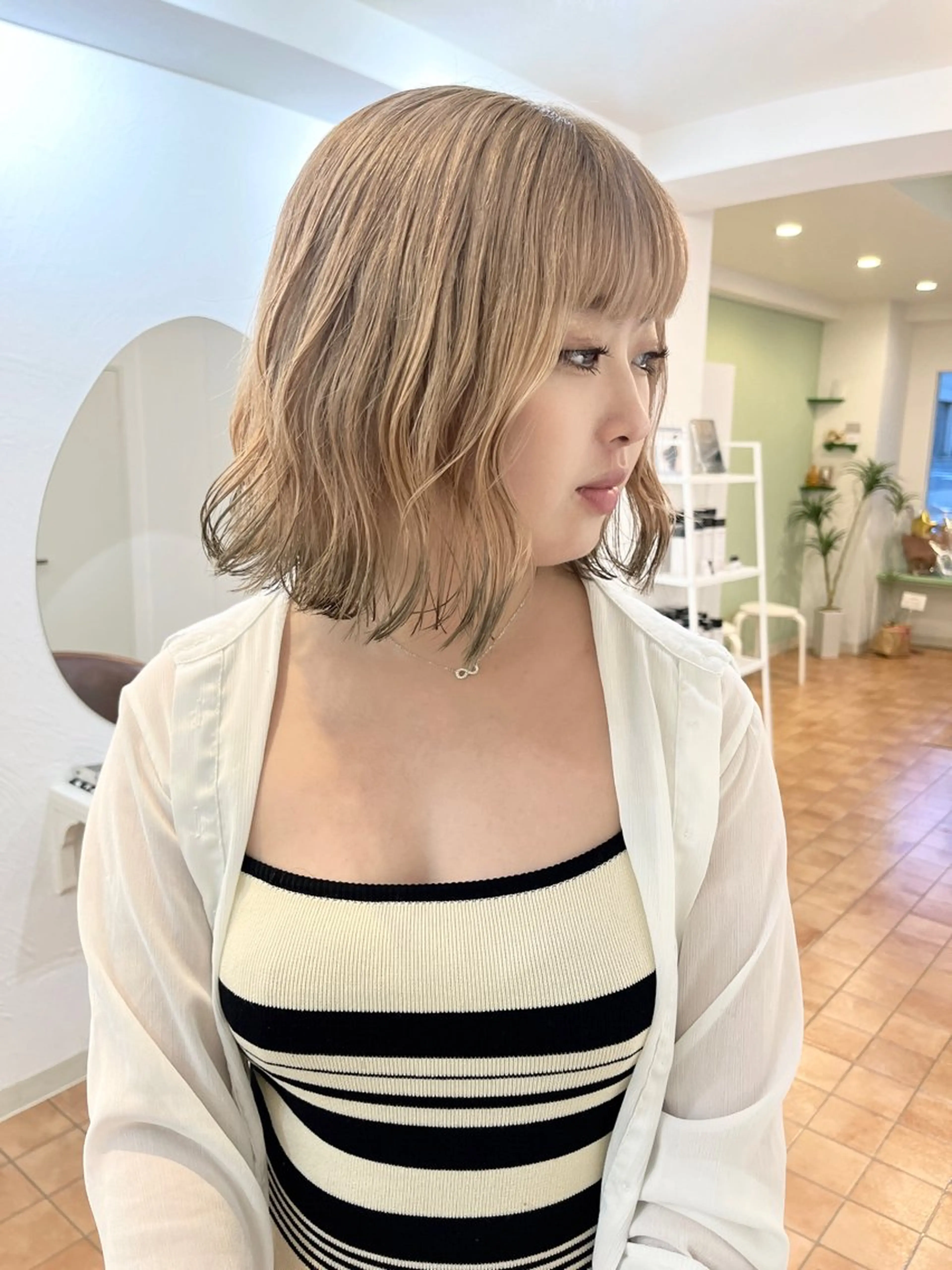 ミディアム カラー 🎀可愛くします💗 空きあり✨のヘアスタイル