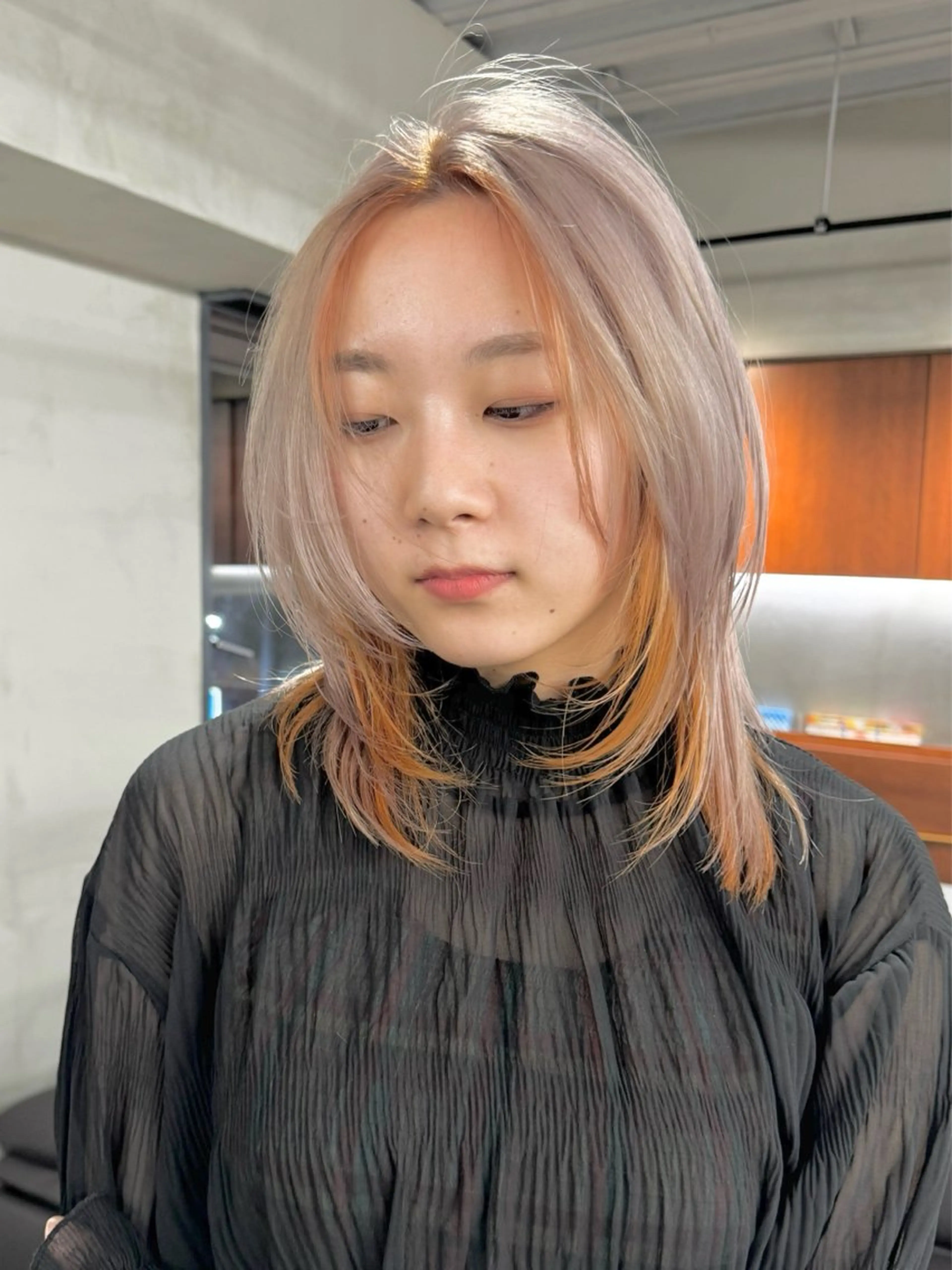 ロング カラー アッシュ ベージュカラー ブリーチ ブロンド ブラウンカラー ブリーチ　ハイトーン 特化🌈フジタハルキのヘアスタイル