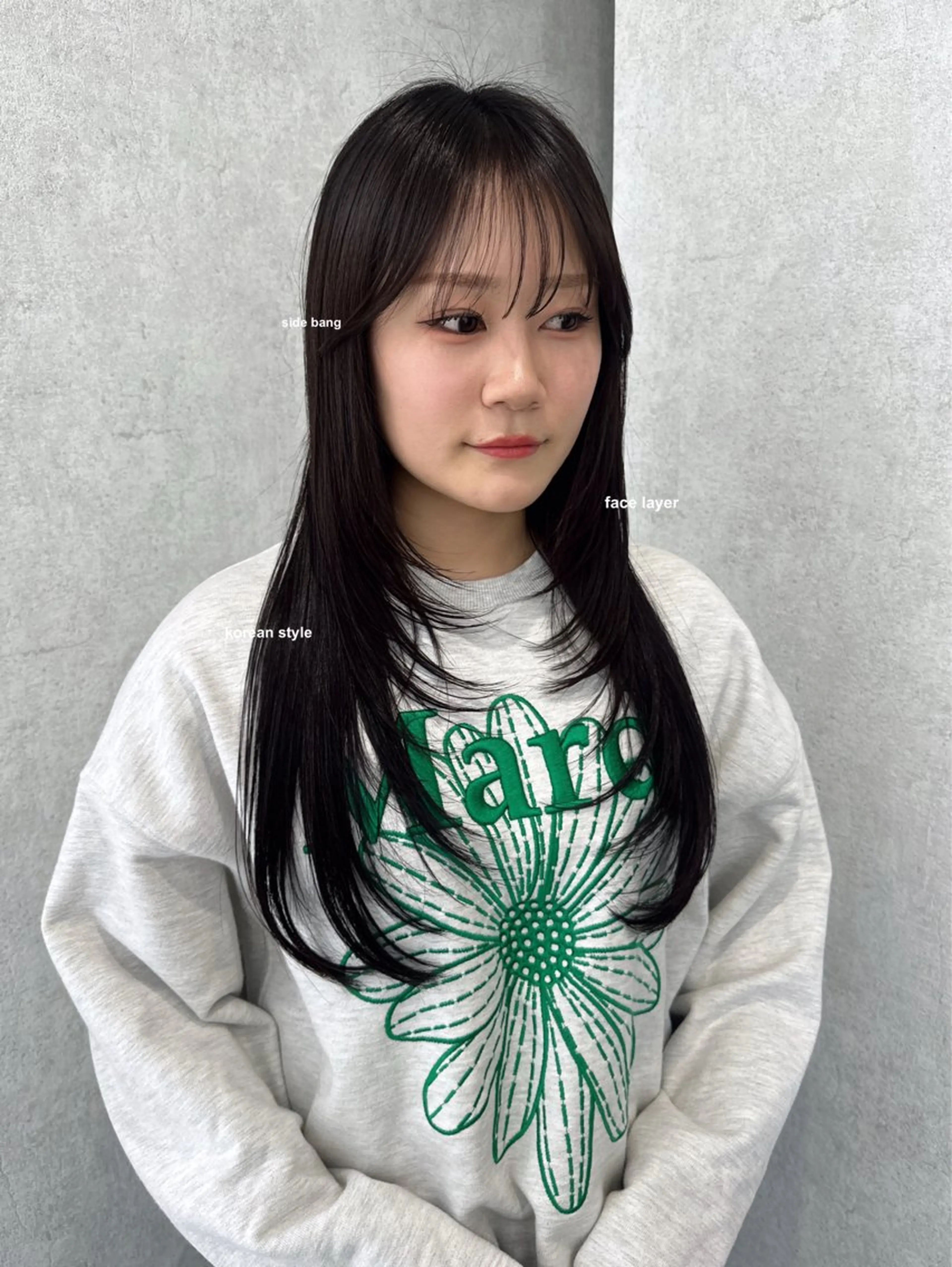 ロング カラー v-lab studio所属・韓国レイヤーカット/ 艶カラー/ noaのヘアスタイル