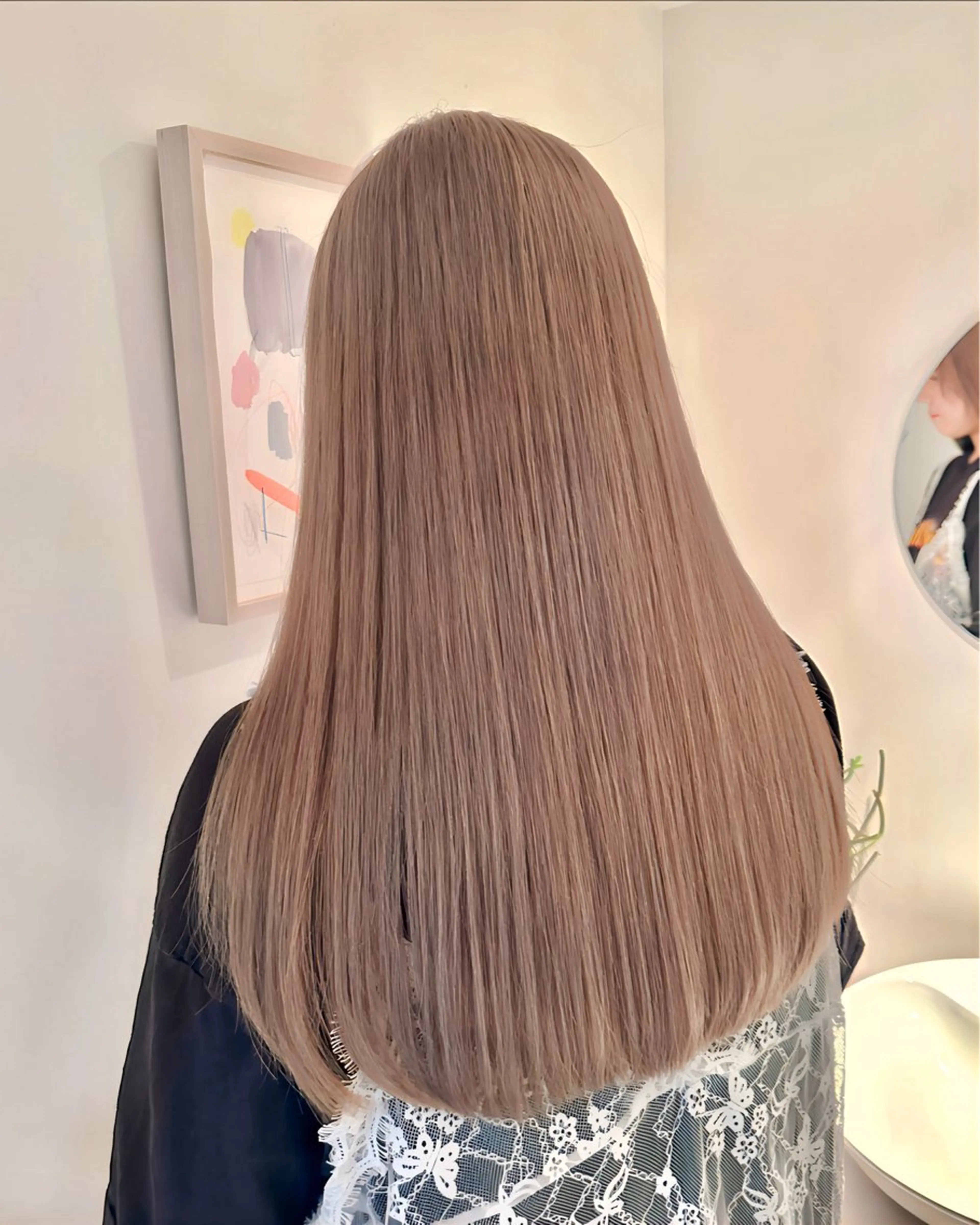 ロング カラー ベージュカラー 磯　亜由香🌼 ブリーチ/ボブカットのヘアスタイル