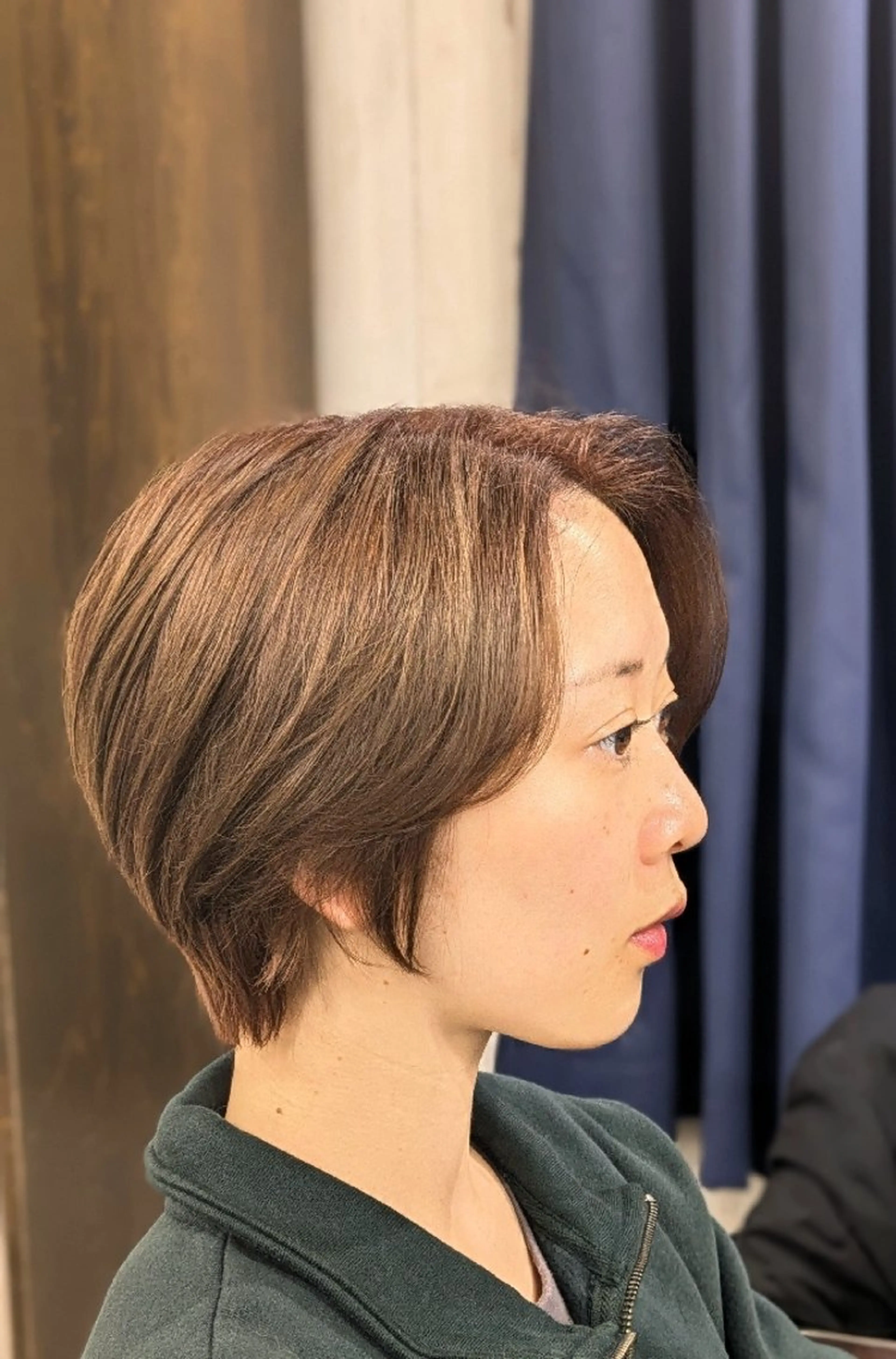 ショート カラー ブラウンカラー ピンクカラー ピンクブラウン ボブ カット ヘアカラー トリートメント メンズパーマ/顔周り レイヤーカット/えののヘアスタイル