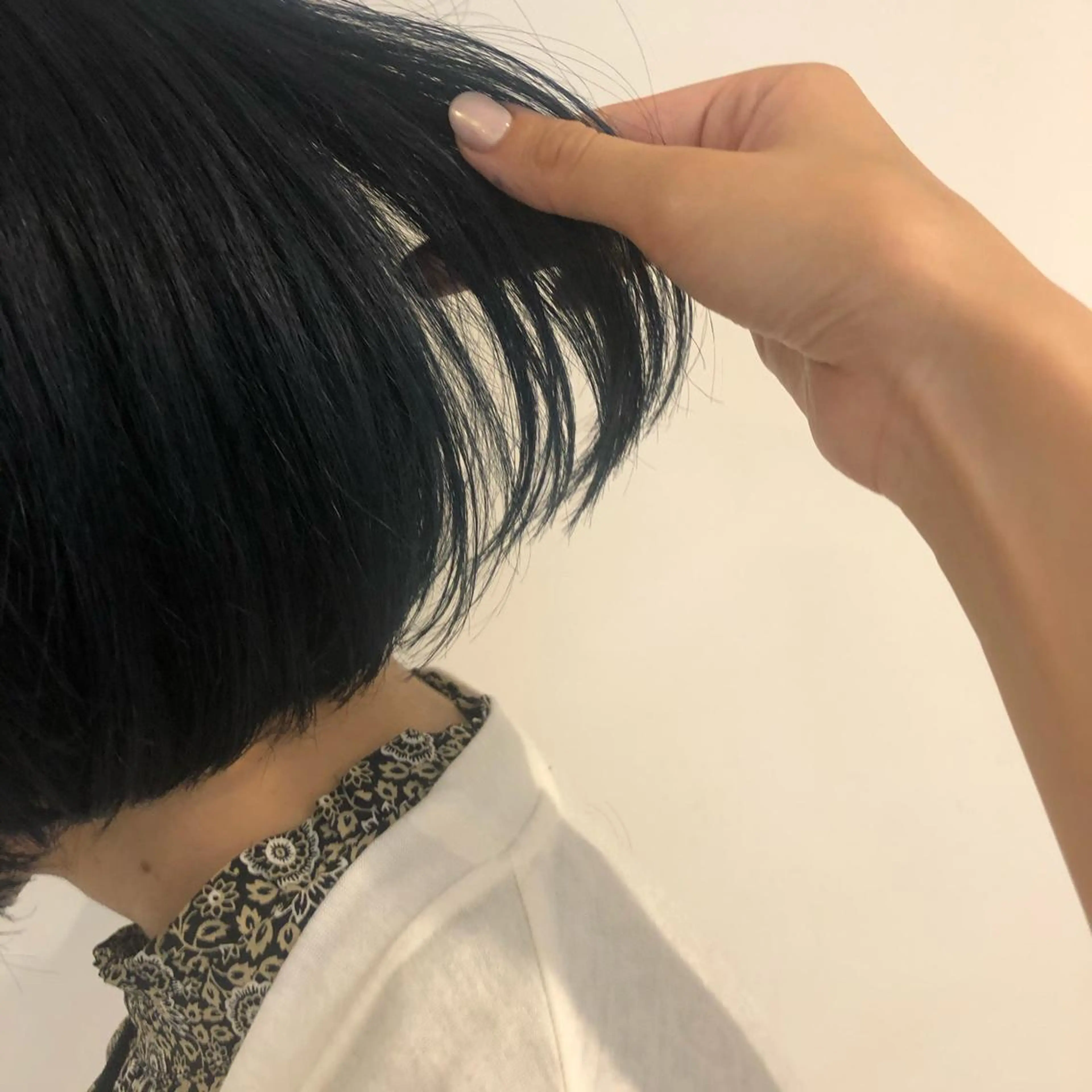 カラー ブリーチ 大迫 江梨のヘアスタイル
