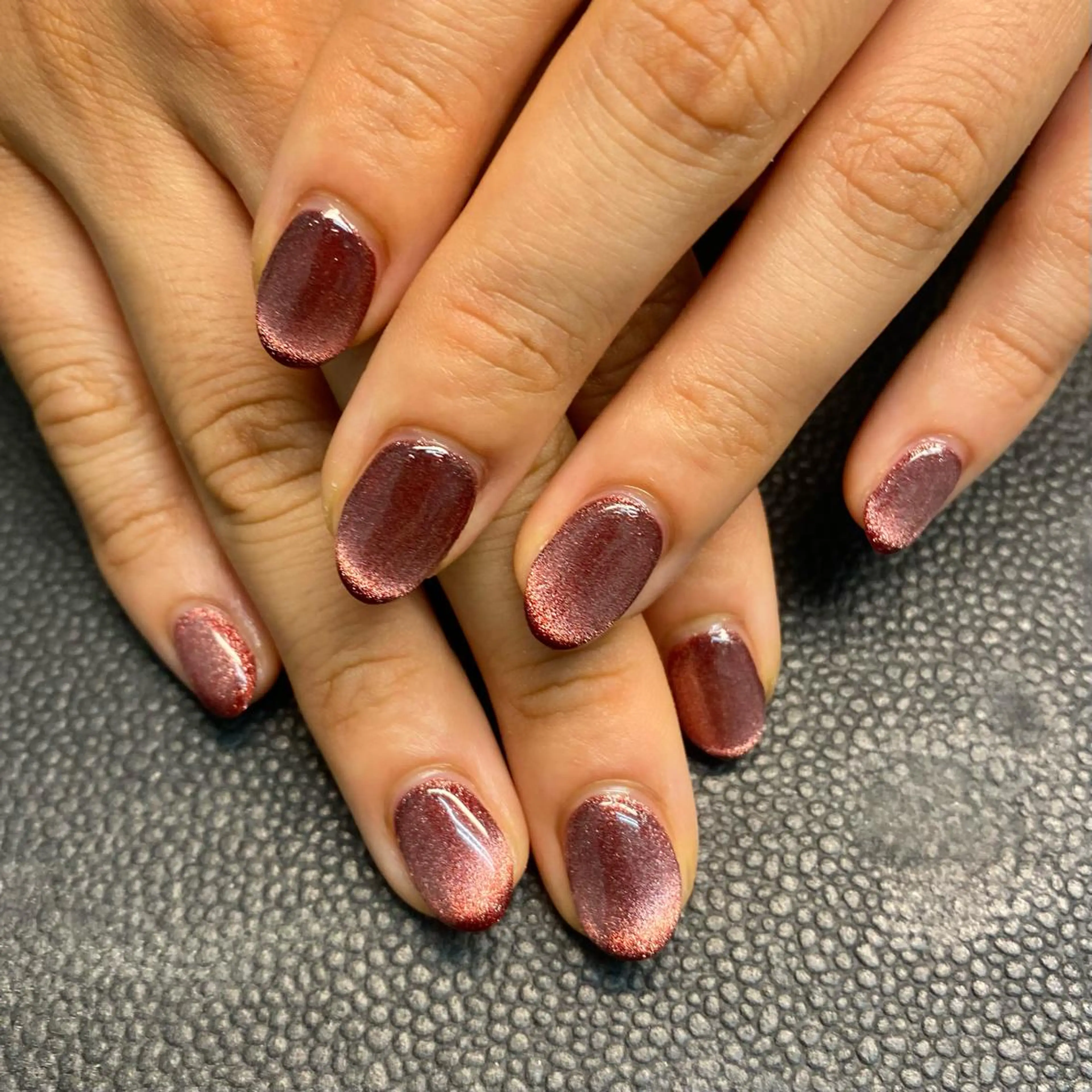 ネイル マグネットネイル 赤色 kagami マイのネイルデザイン