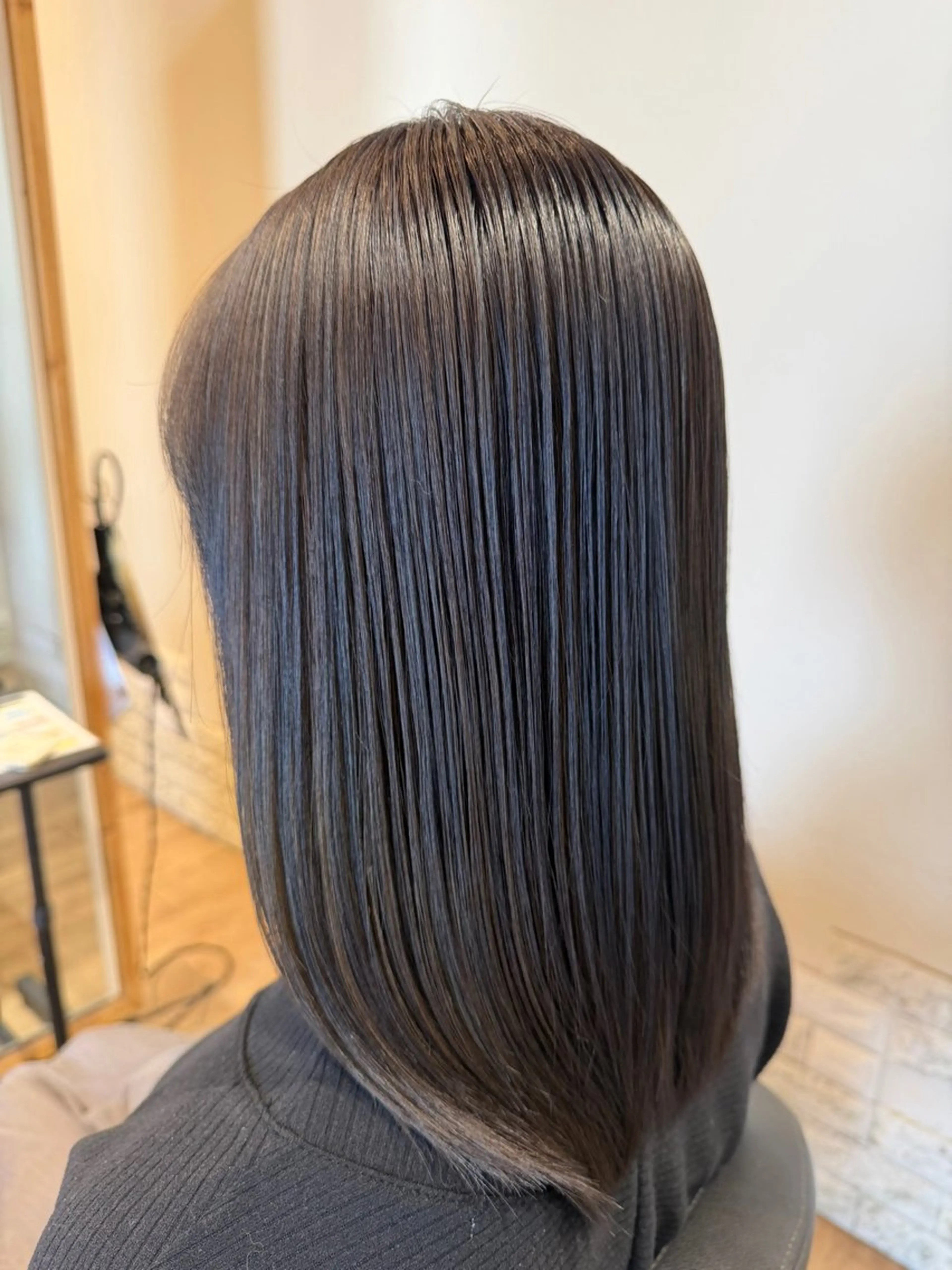 ミディアム 髪質改善 カット ヘアカラー トリートメント 関口 友行のヘアスタイル