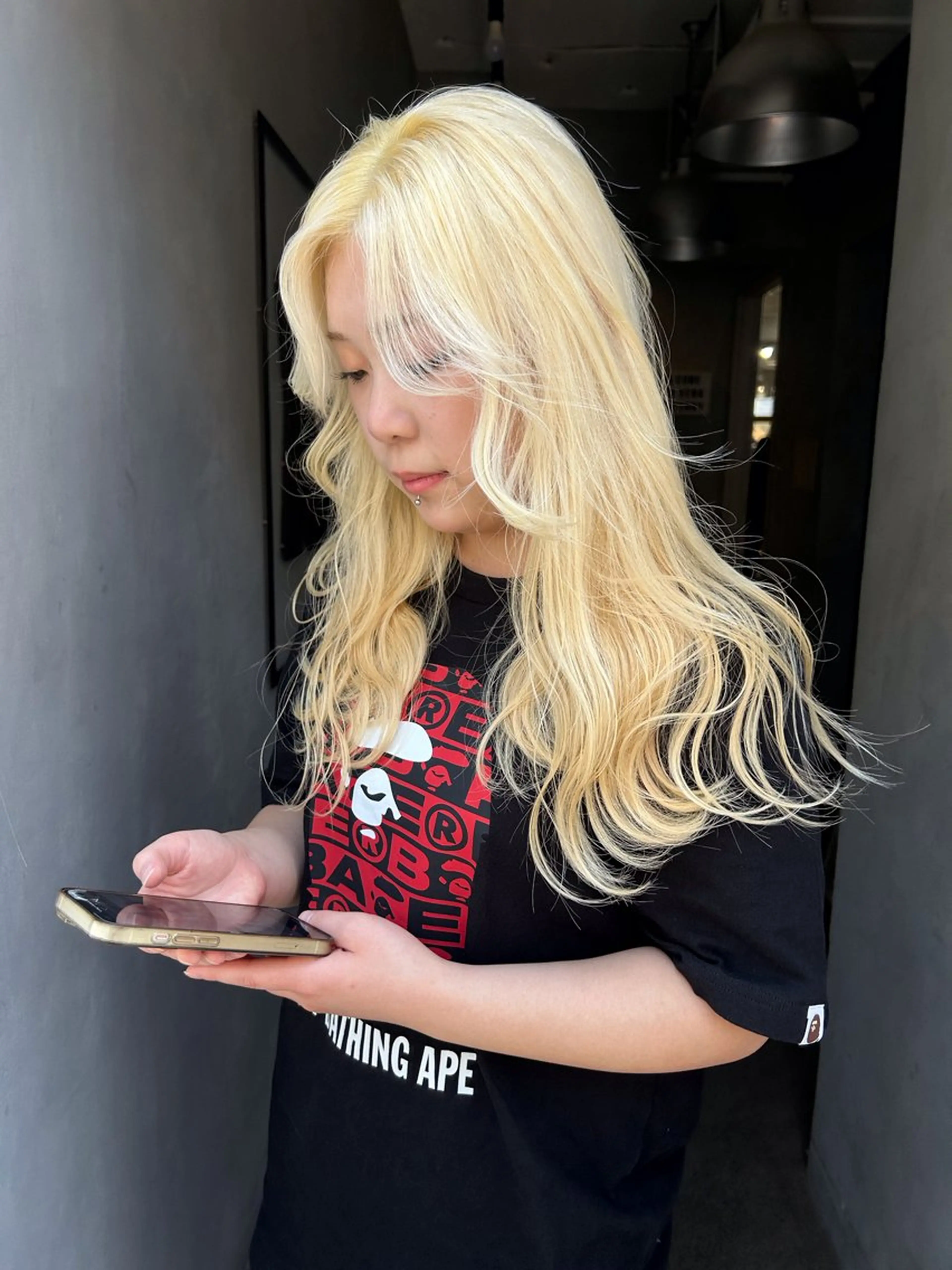 ロング カラー ブロンド トリートメント XENA 渋谷店のヘアスタイル