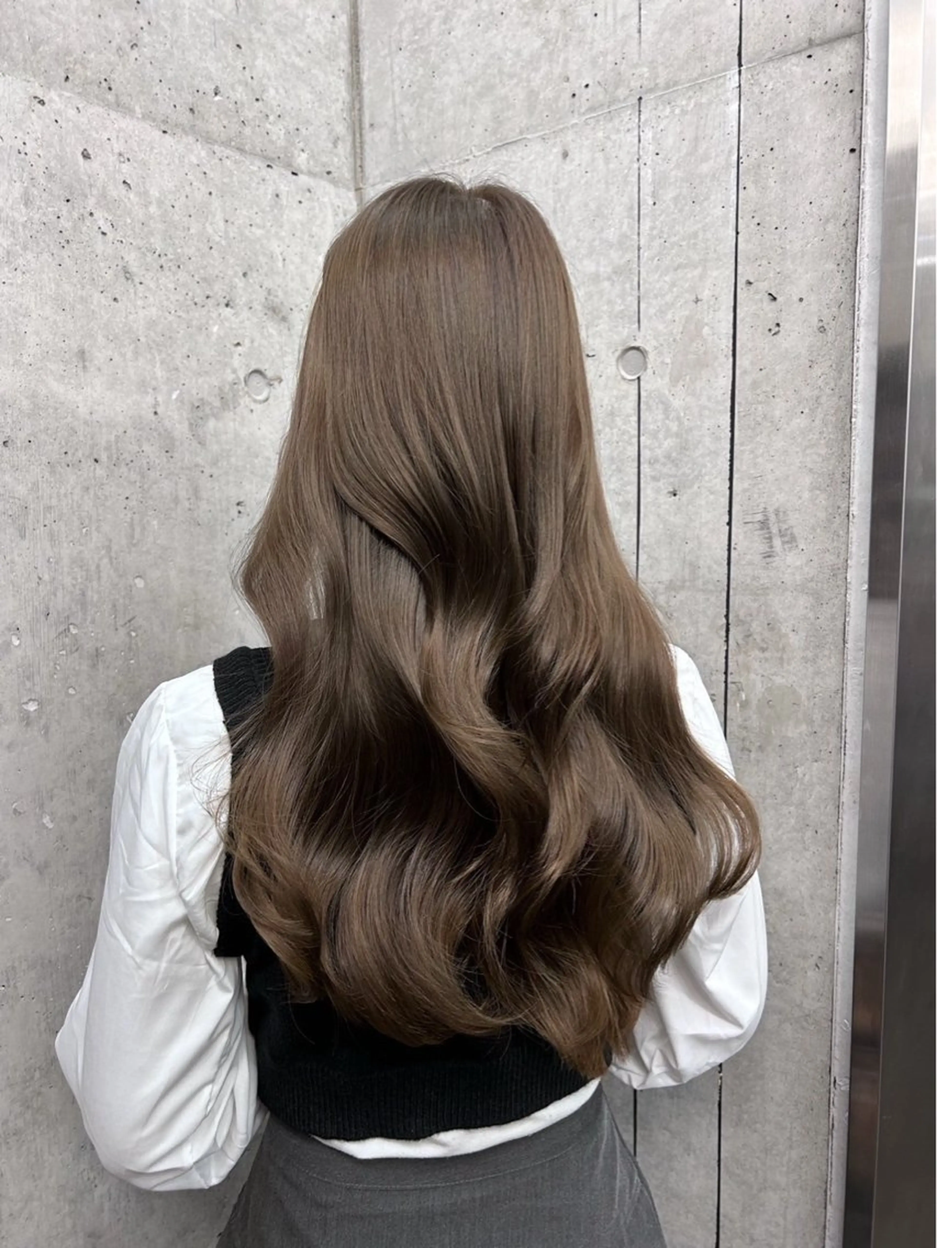 ロング ヘアカラー うる艶/透明感カラー 🐇🤍もものヘアスタイル