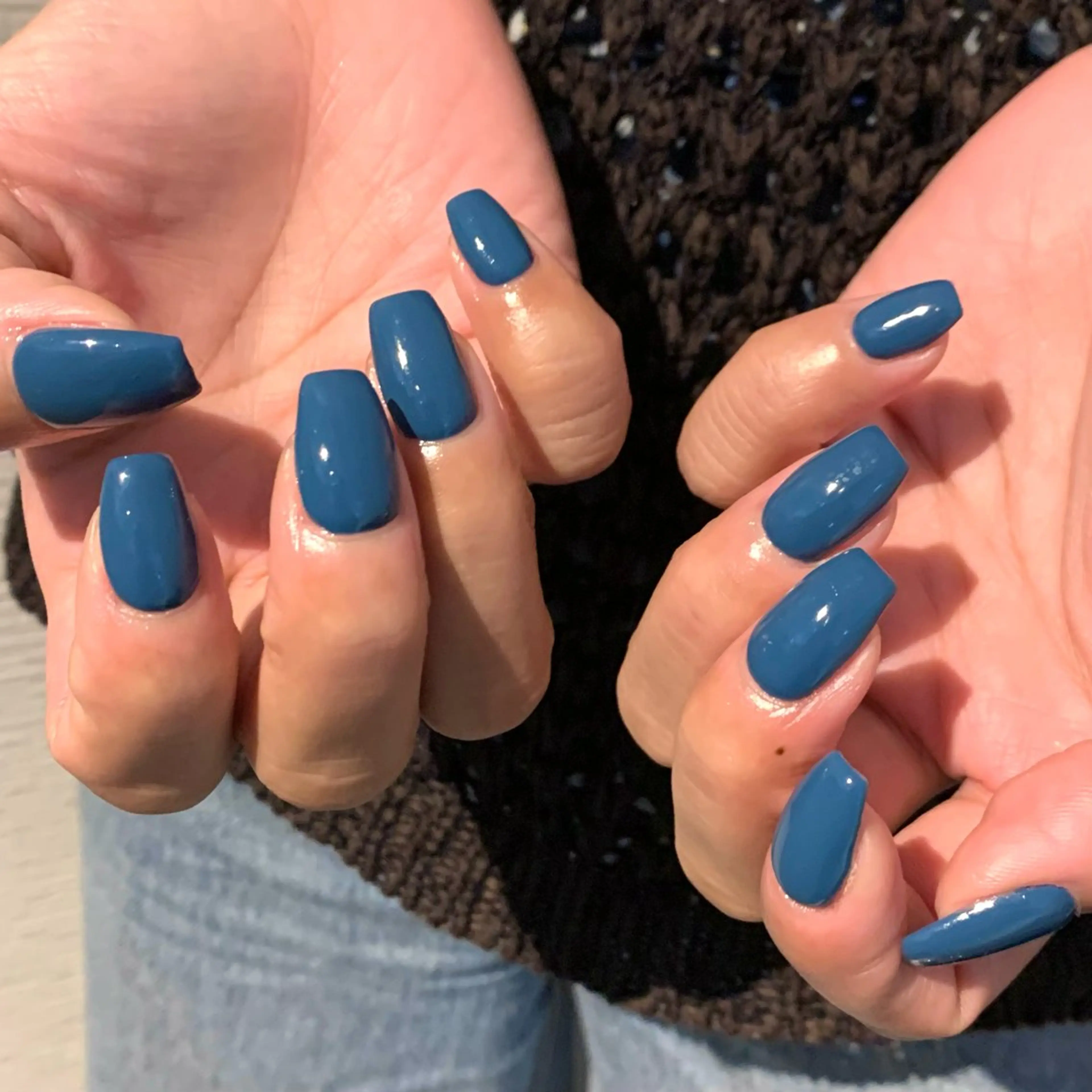 【hand】ワンカラー(オフ込)の写真