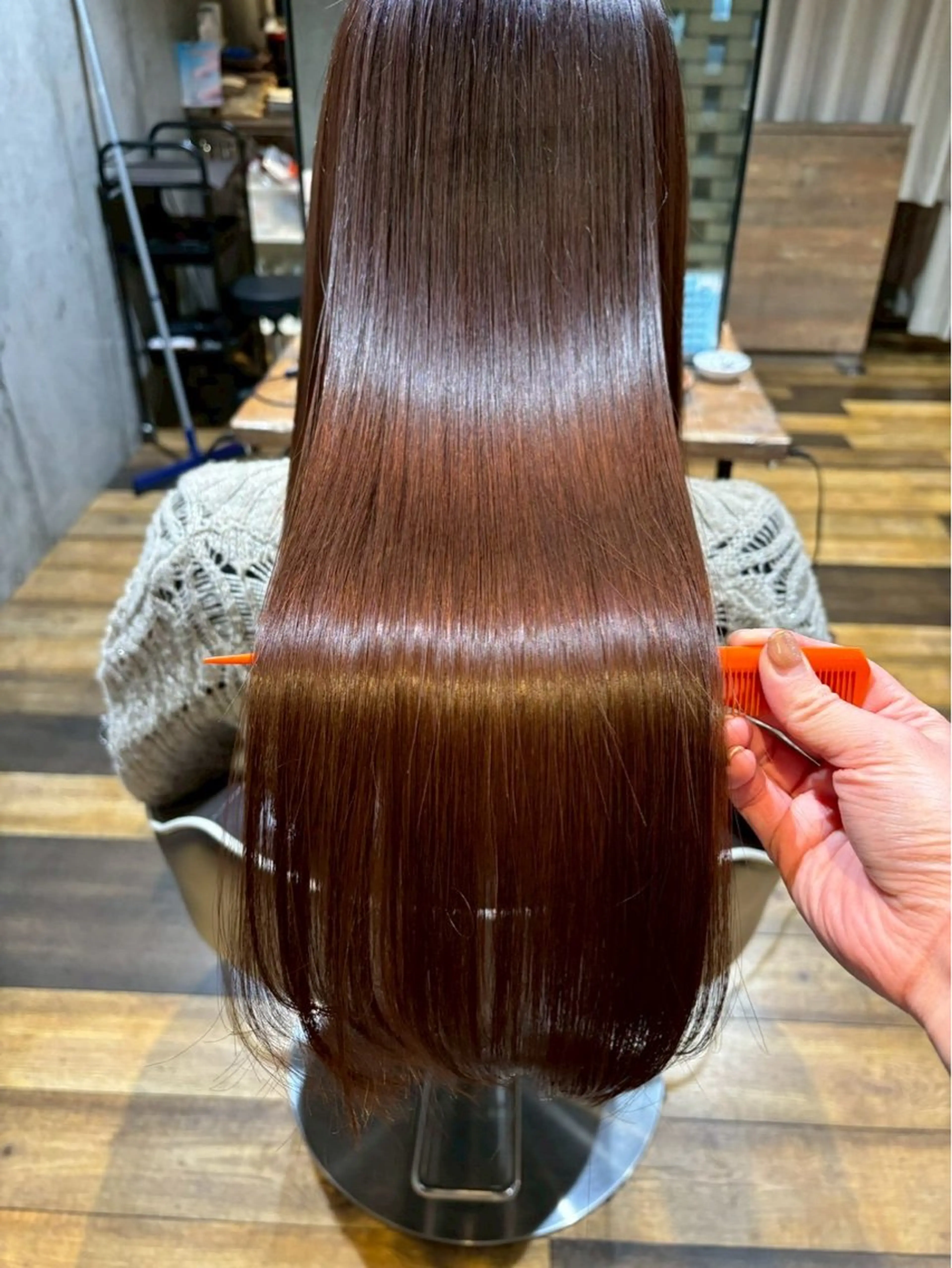 グレーカラー(白髪染め)全頭＋ミニヘッドスパ💆🏻‍♀️の写真