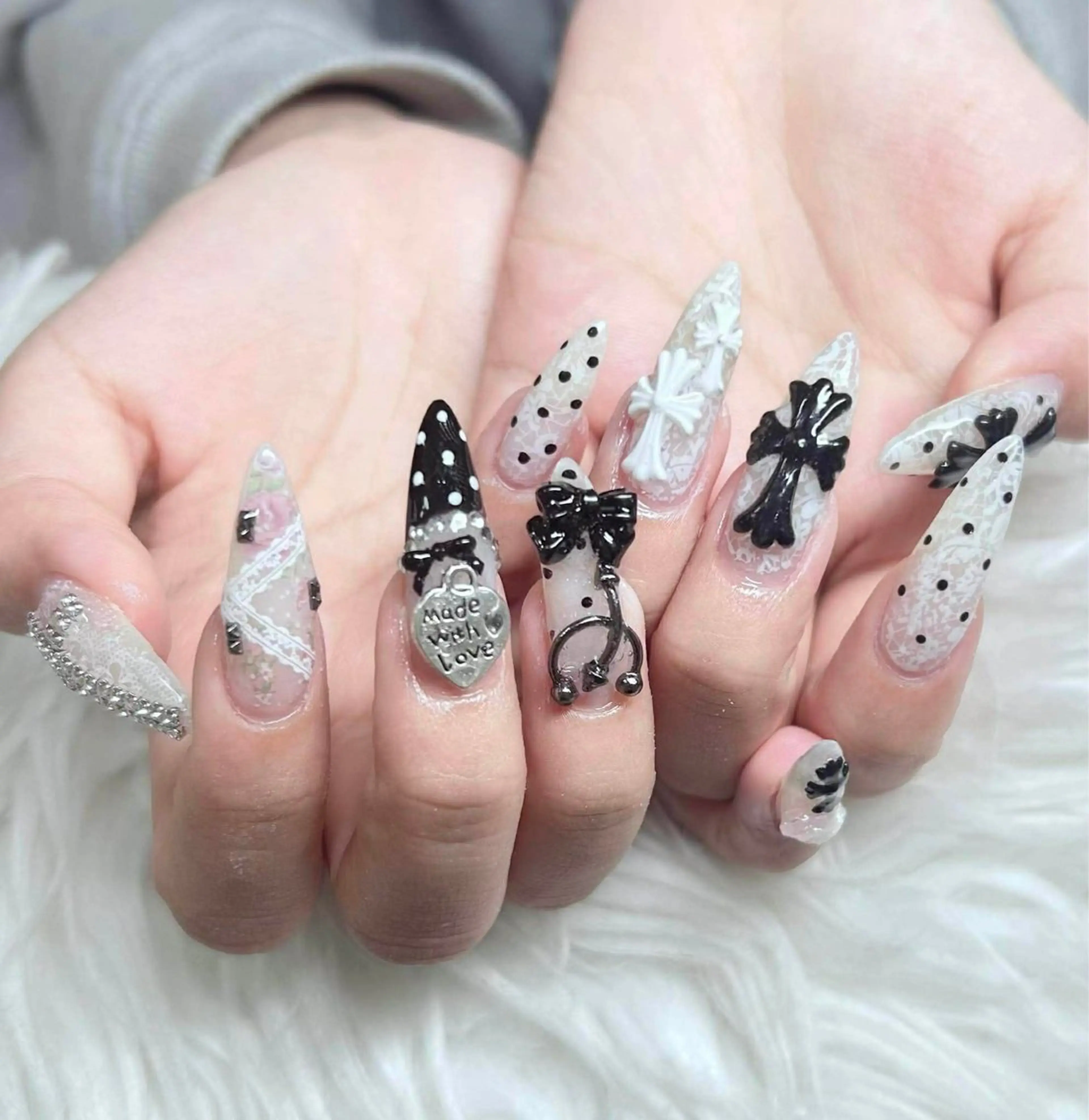 ネイル フットネイル フレンチネイル グラデーション 韓国ネイル ロングネイル ハンドネイル Hani Nail Salonのネイルデザイン