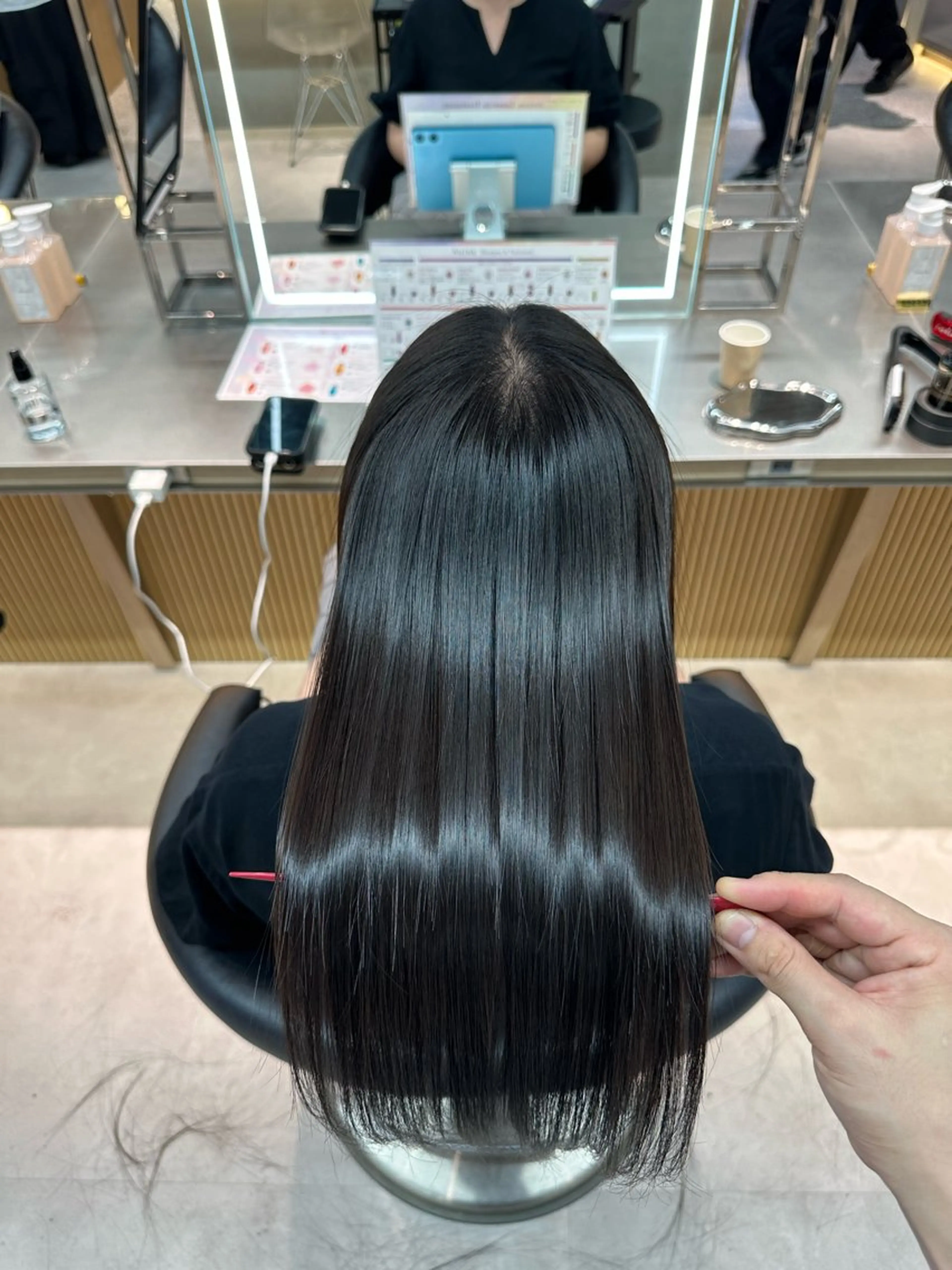 ロング 縮毛矯正 NAO 艶カラー🌙* :ﾟのヘアスタイル