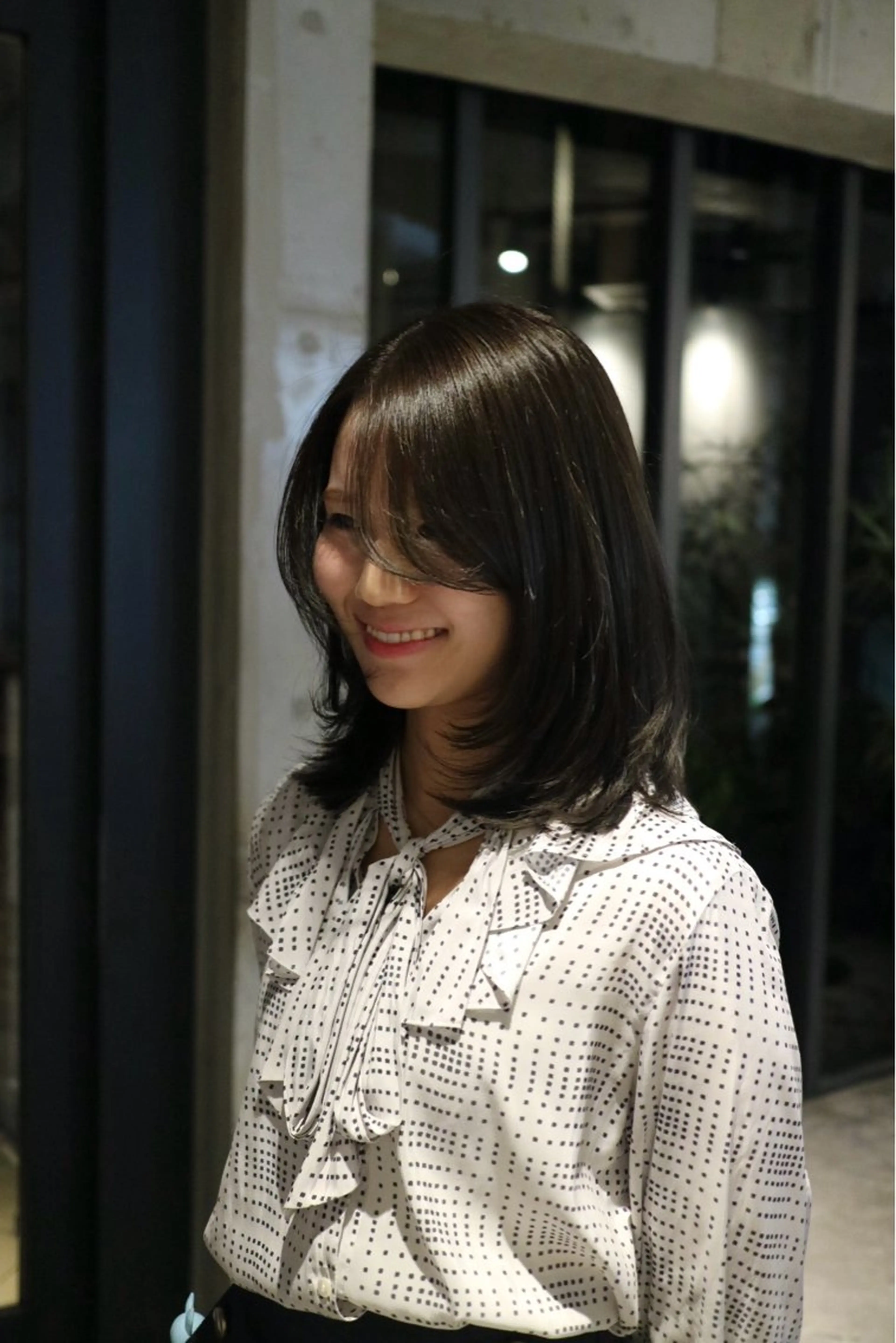 ミディアム ミディアムレイヤー レイヤーカット レイヤー/コテ巻き風 kanohaのヘアスタイル