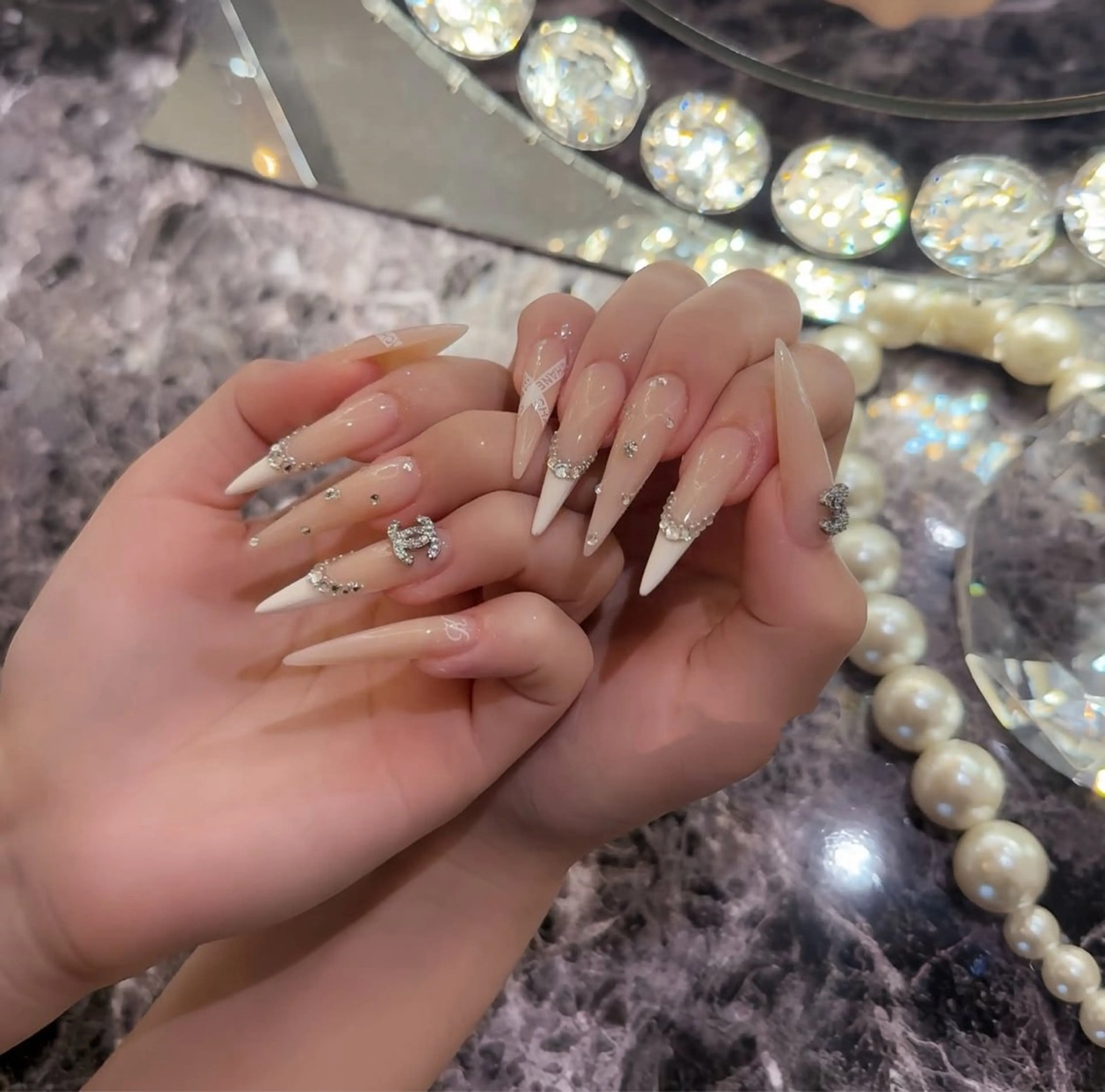 ネイル ハンドネイル Doris Nail Salonのネイルデザイン