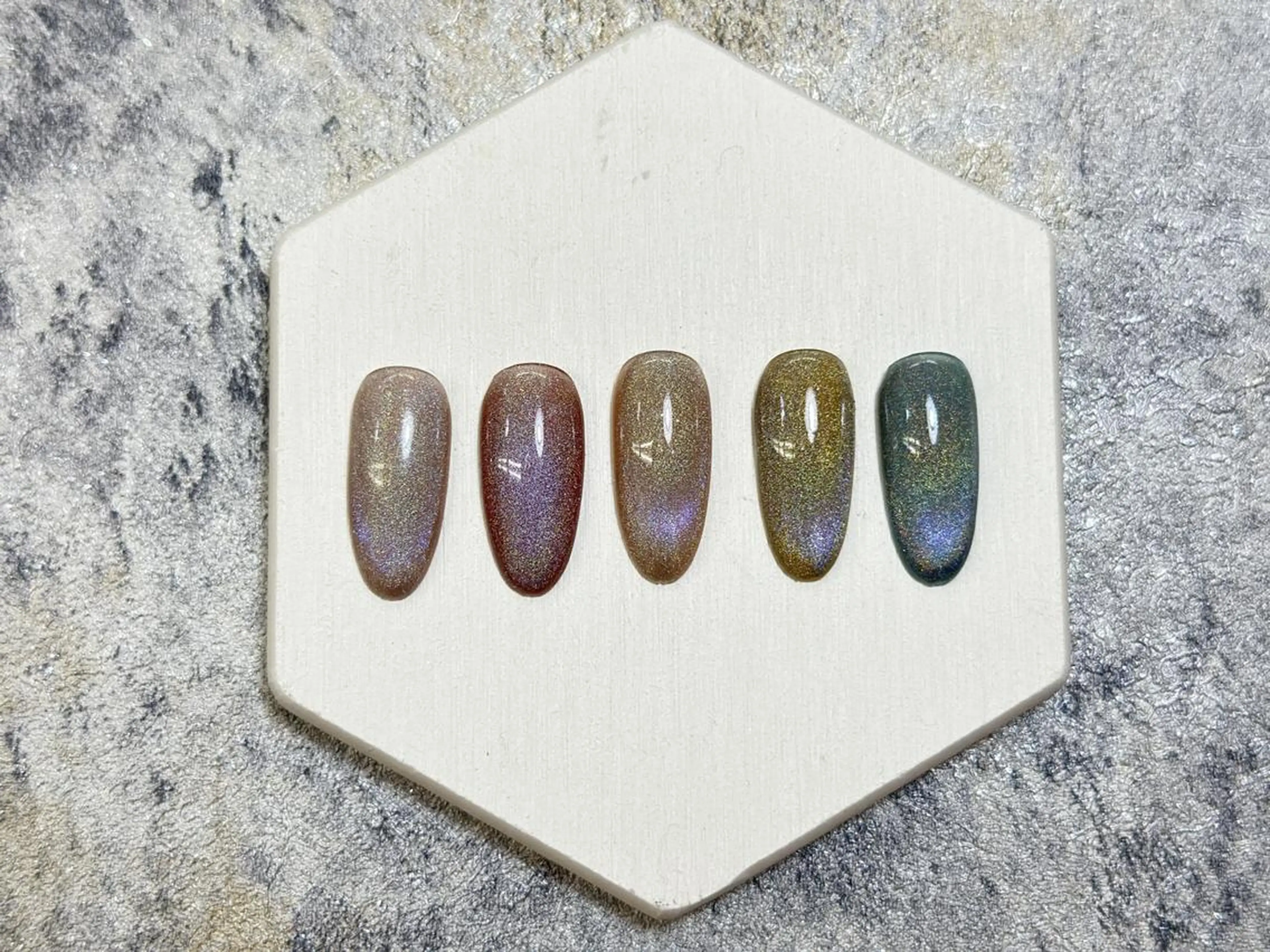 ネイル ハンドネイル モナ サロンのネイルデザイン