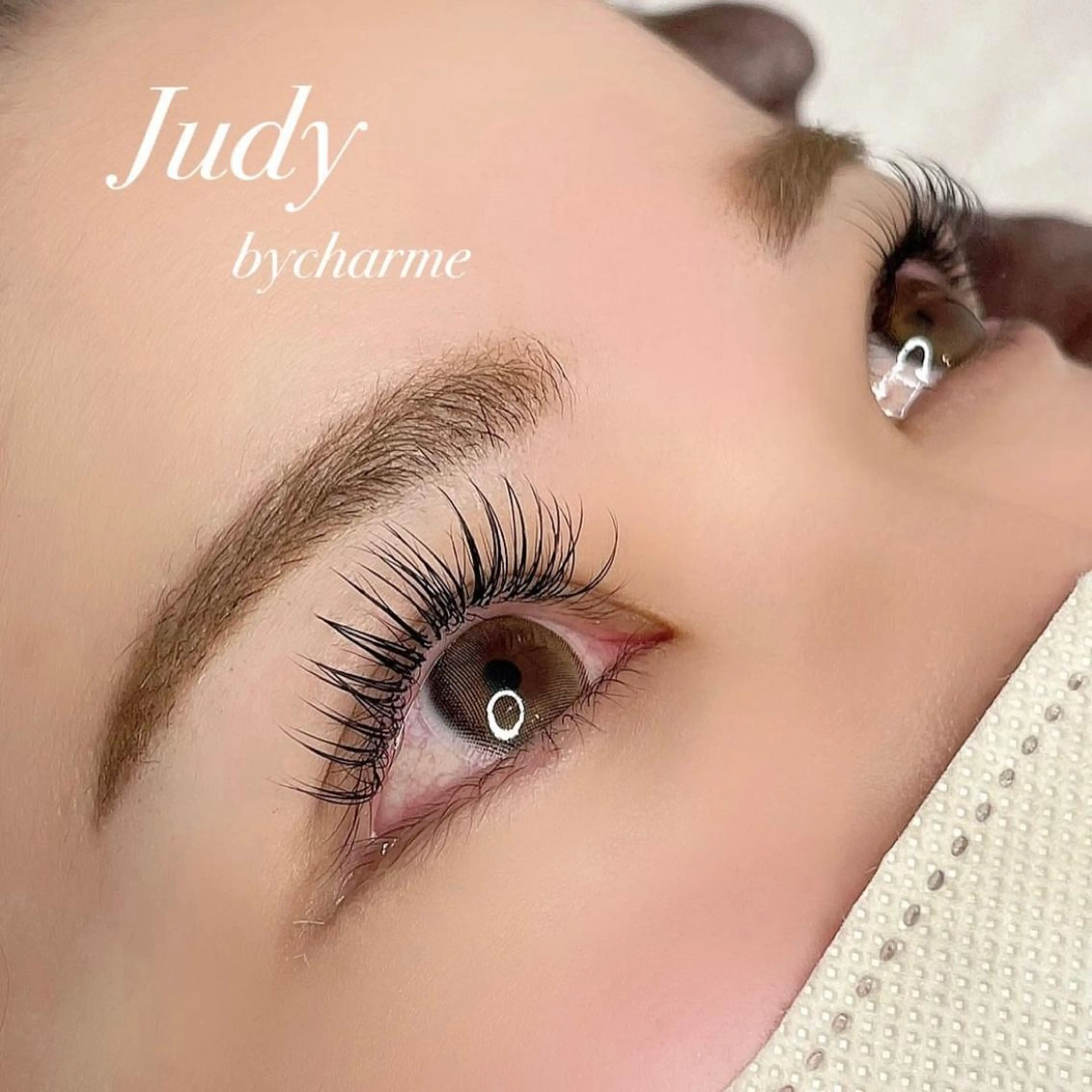 マツエク・マツパ 付け放題 フラットラッシュ パリジェンヌラッシュリフト セーブル アップワードラッシュ マツエク Judy by charmeのマツエク・マツパデザイン