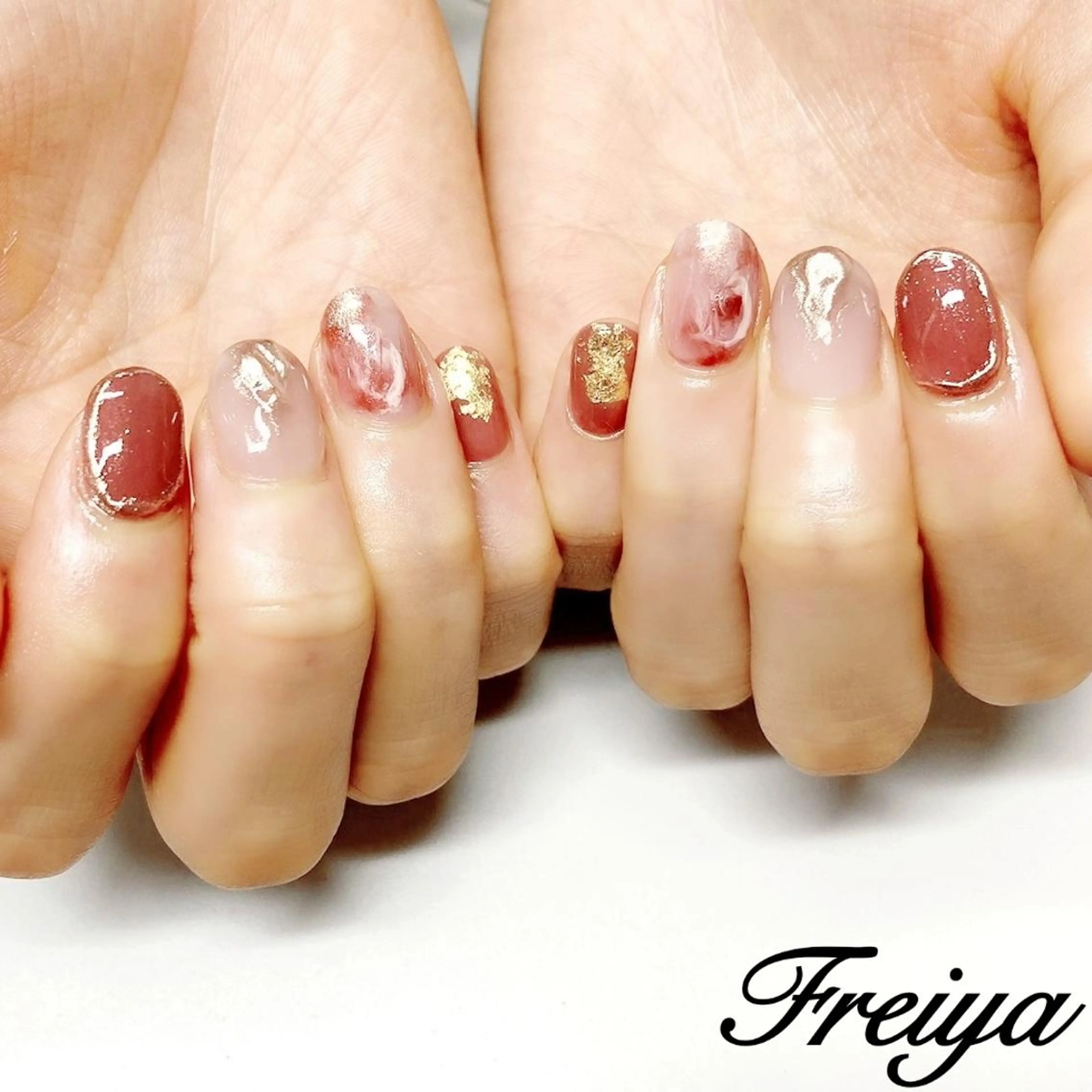 ネイル FREIYA所属・FREIYA マツエク、ネイルのマツエク・マツパデザイン