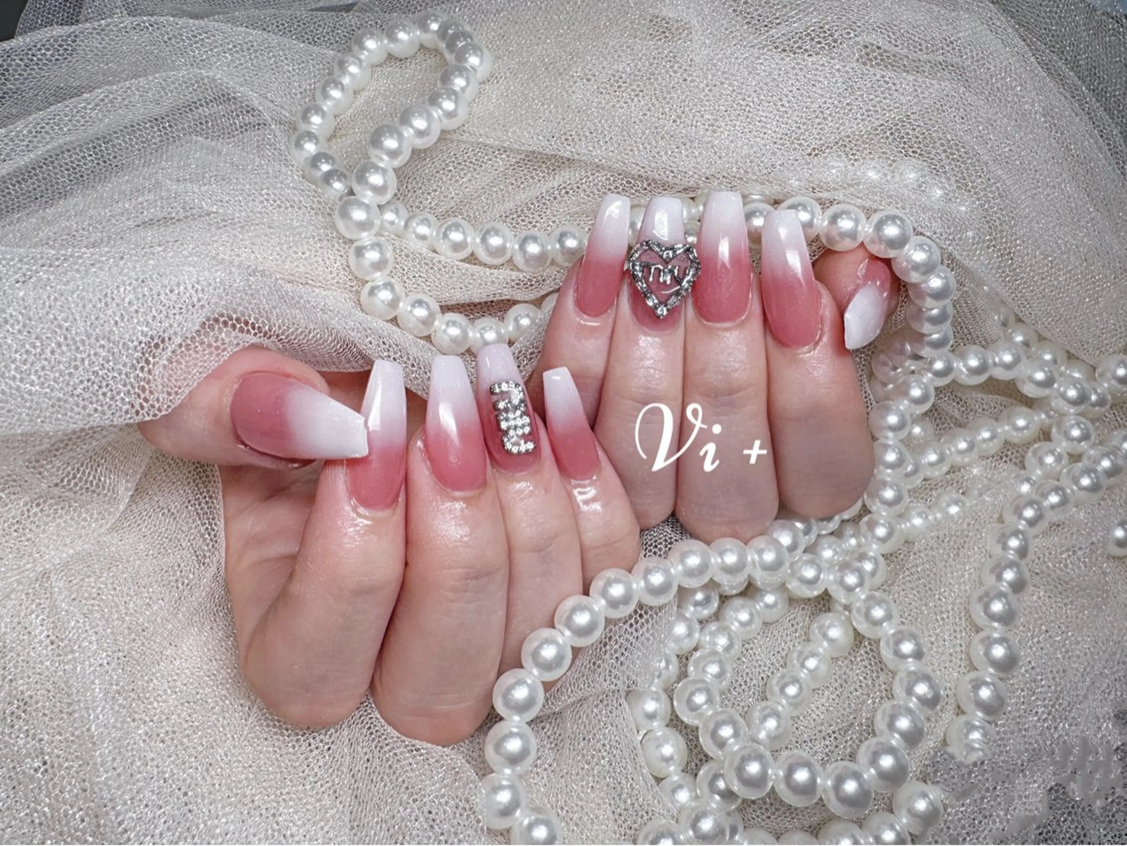 ネイル ハンドネイル ✨Nailsalon Vi+✨のネイルデザイン