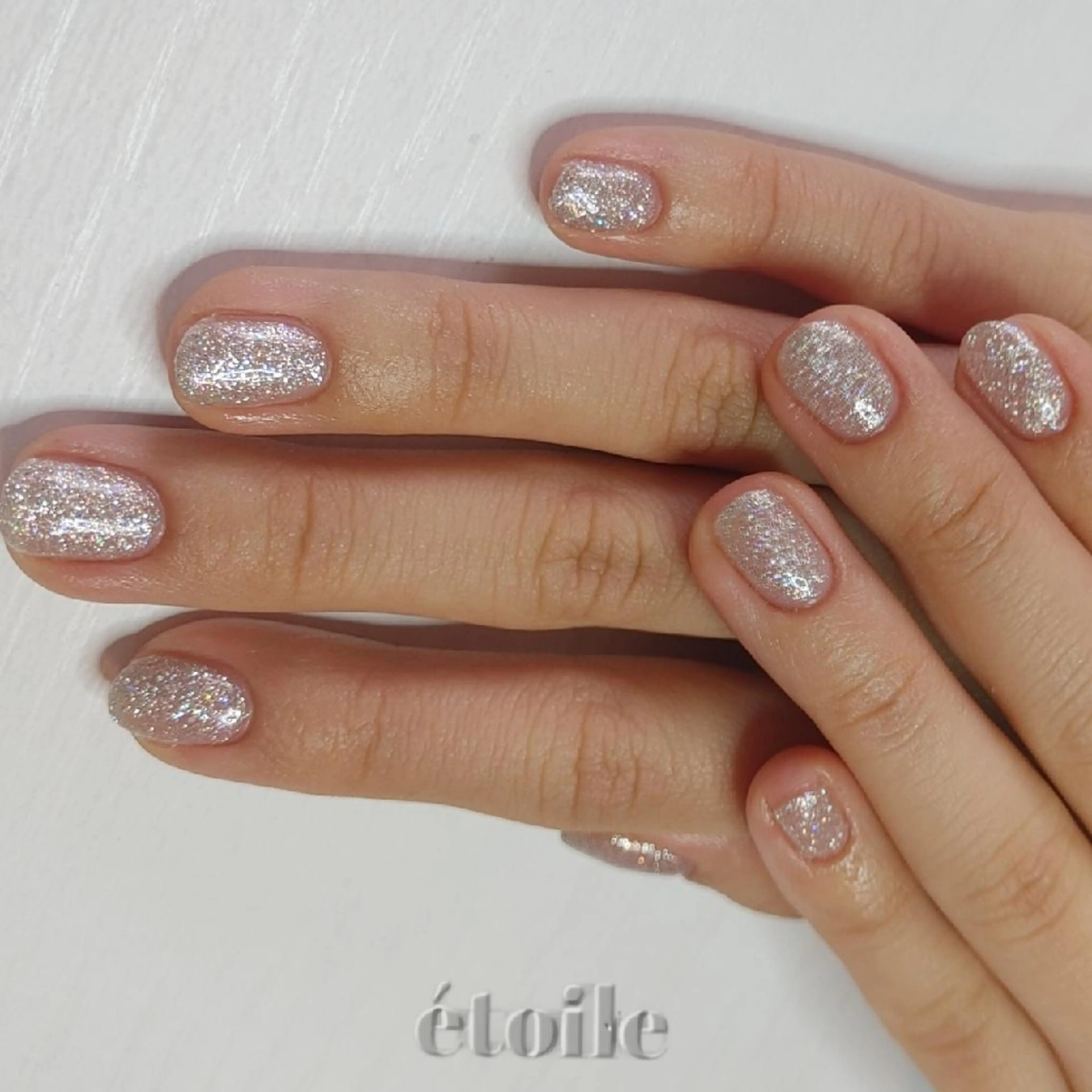 ネイル キラキラネイル ハンドネイル ハンドケア étoile(エトワール)所属・山田 可愛のネイルデザイン