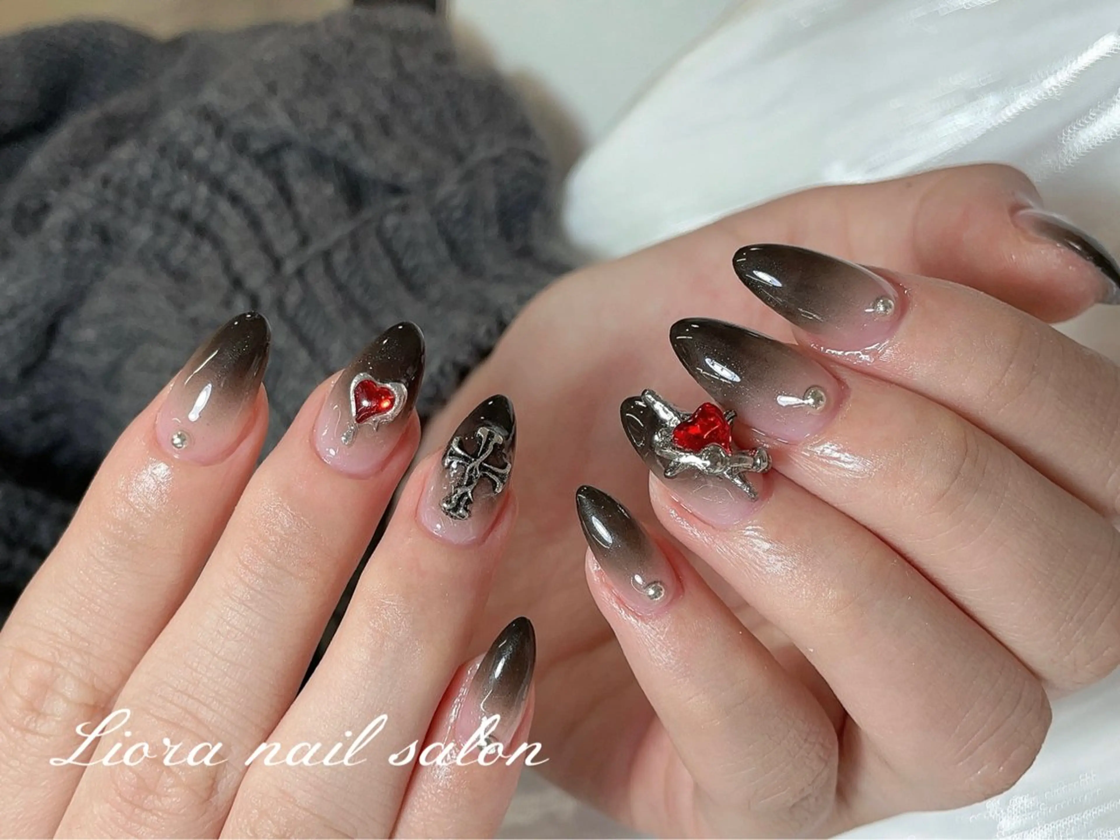 ネイル チークネイル フットネイル フレンチネイル ジェルネイル ガーリー ハンドネイル Liora nail スカルプ専門店のネイルデザイン